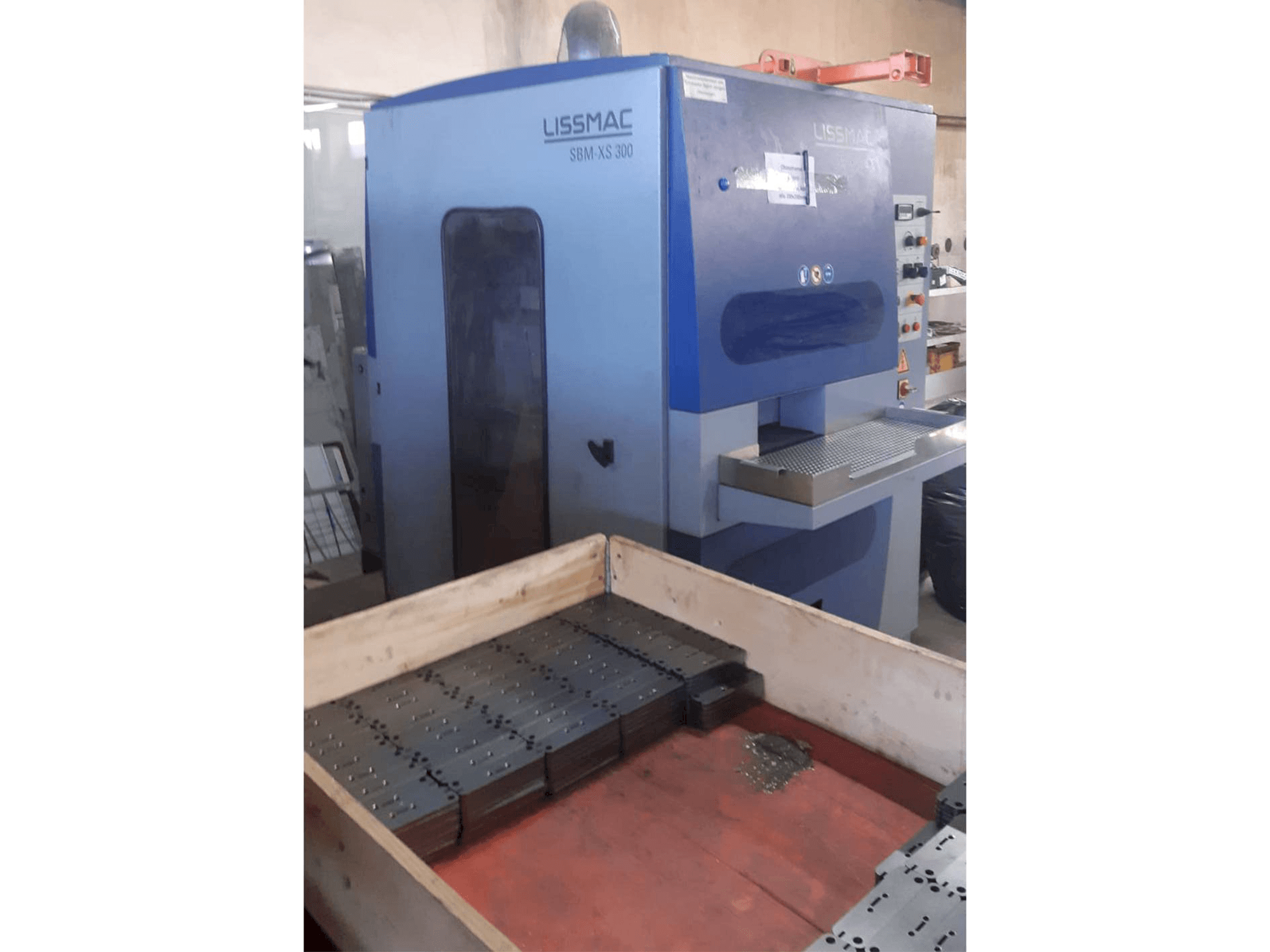 Prikaz stroja LISSMAC SBM-XS 300 sprijeda