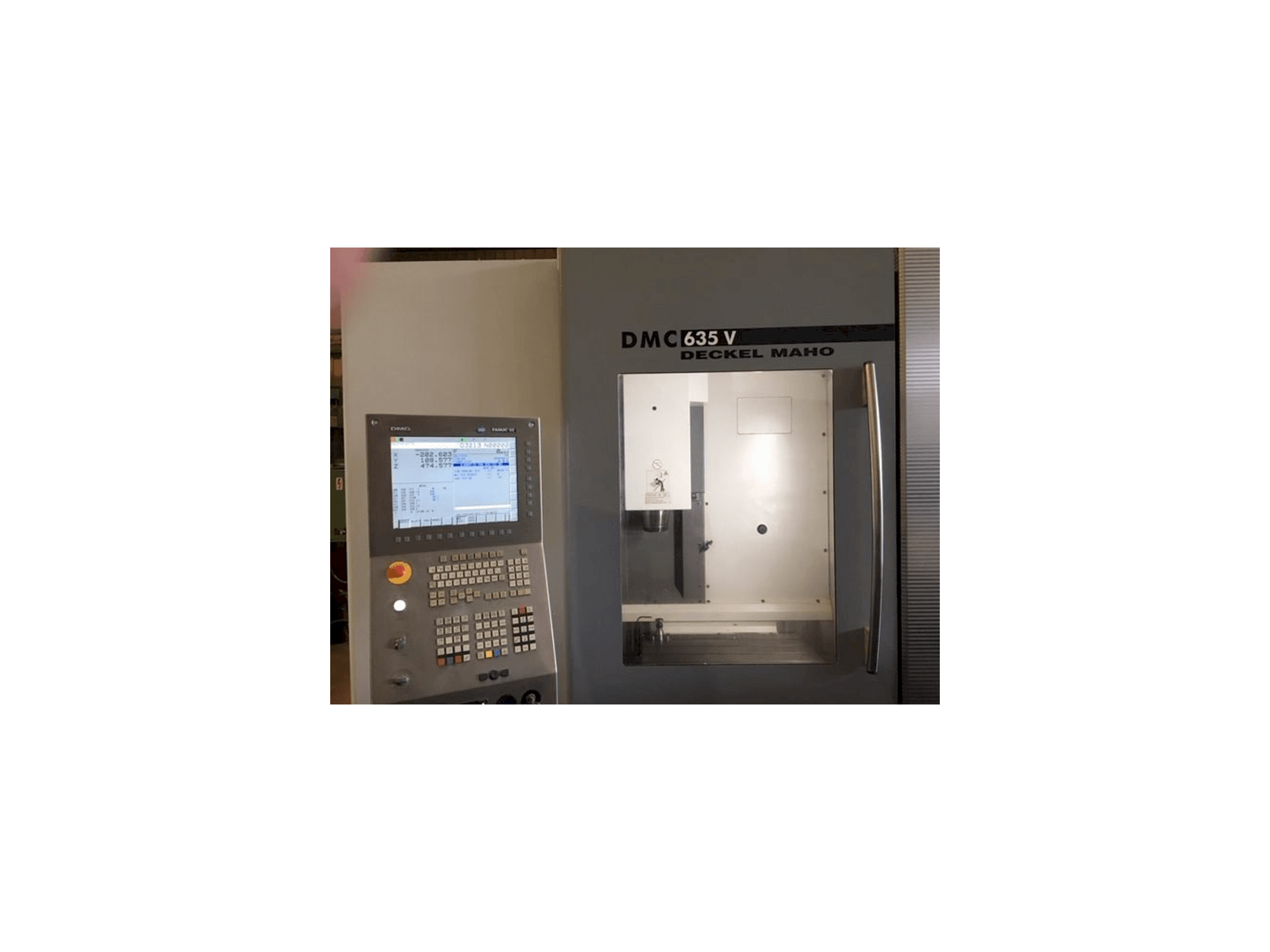 Prikaz stroja DECKEL MAHO DMC 635 V sprijeda