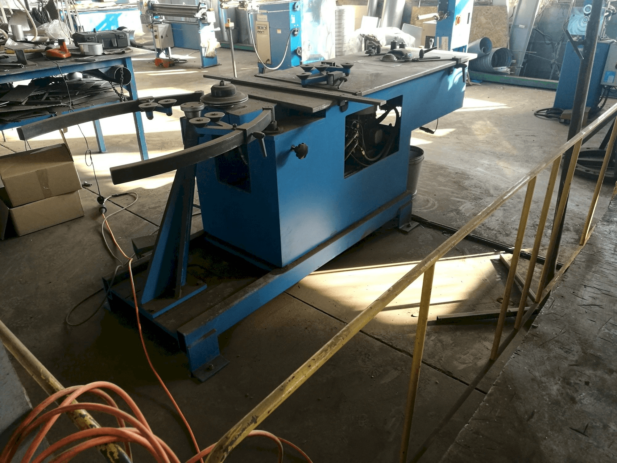 Prikaz stroja SPIRO GORELOCKER -1 sprijeda