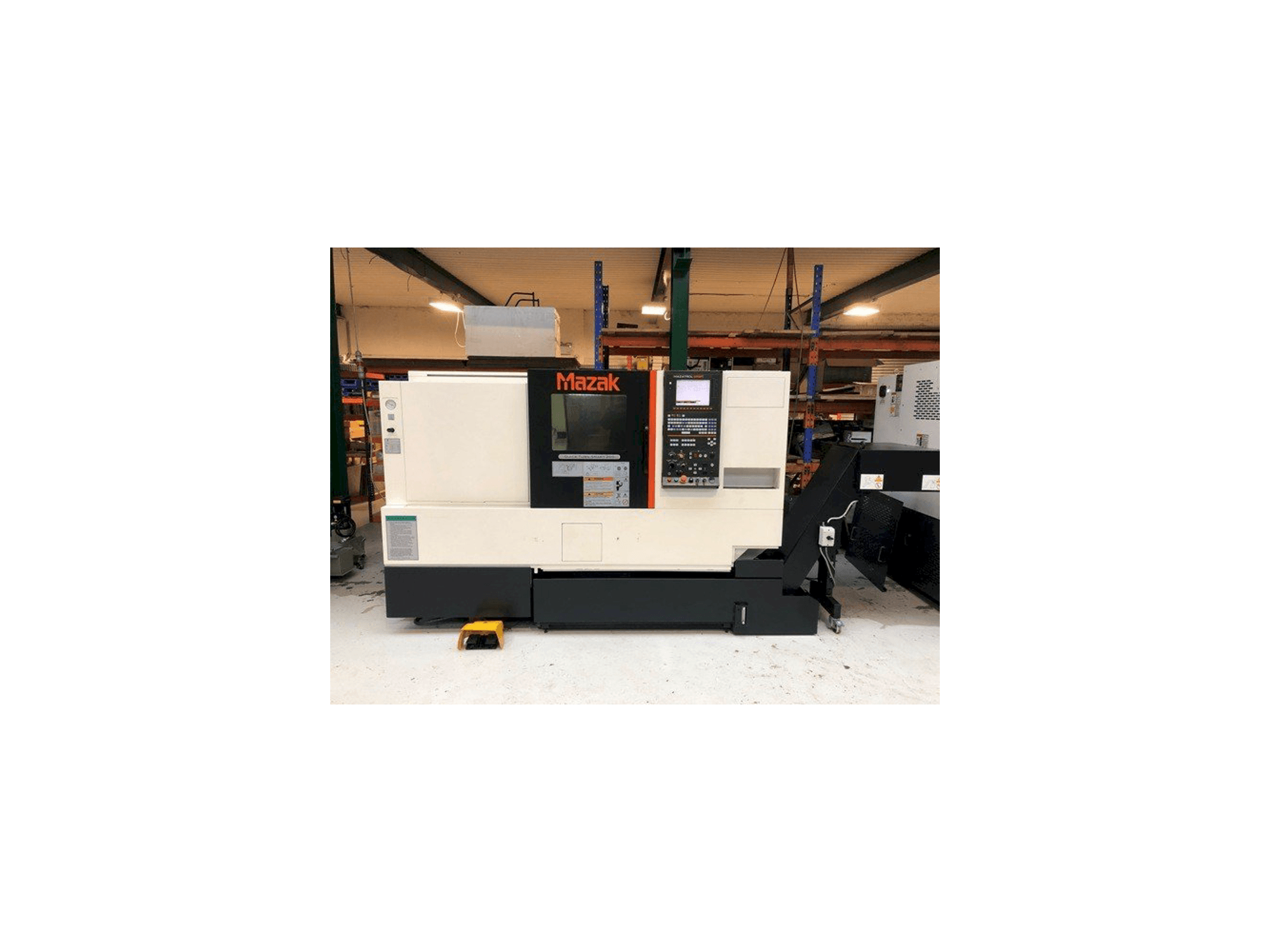 Prikaz stroja Mazak Quick Turn Smart 200 sprijeda