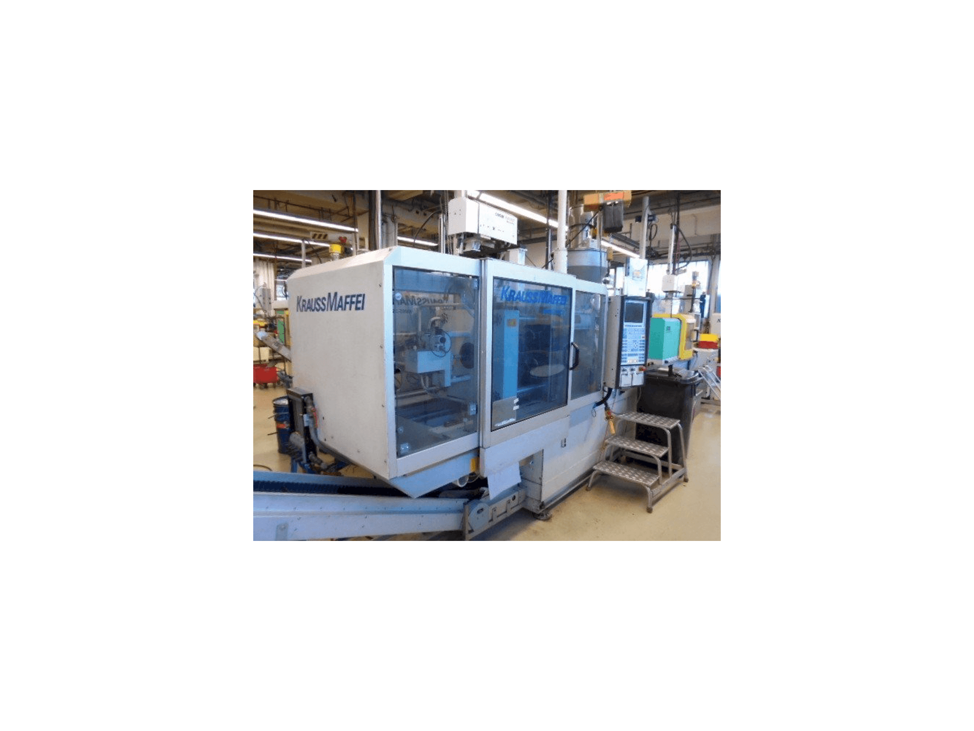 Prikaz lijeve strane stroja Krauss Maffei KM 65-390-C2