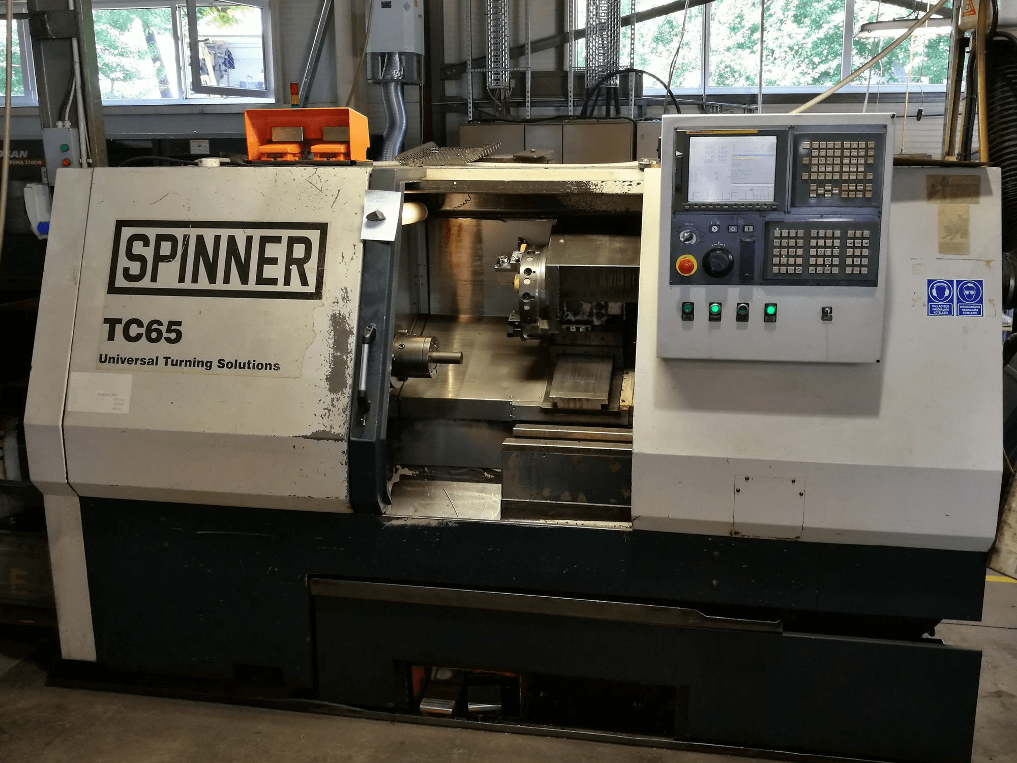 Prikaz stroja SPINNER TC 65 MC sprijeda