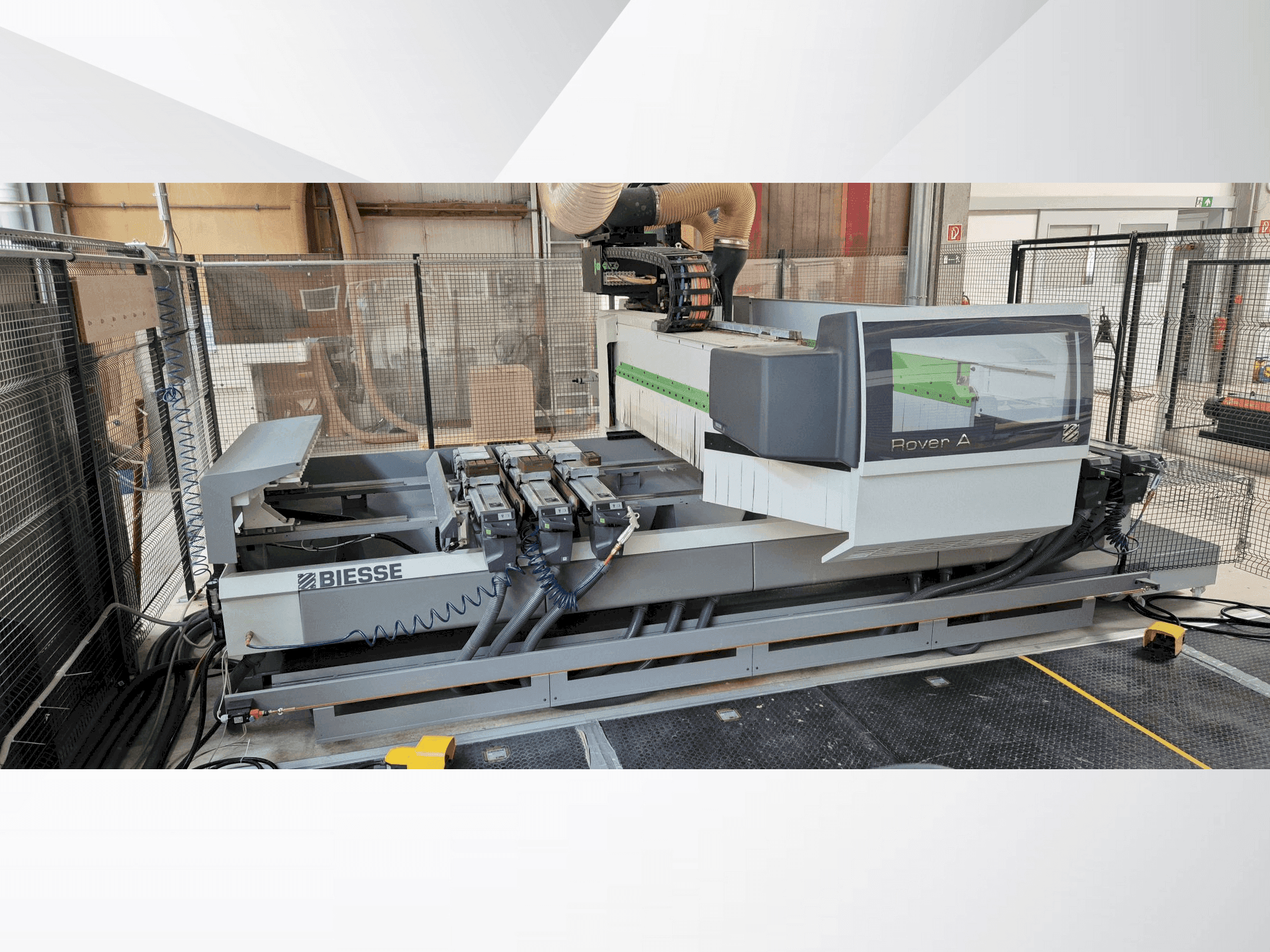 Prikaz stroja BIESSE Rover A ATS sprijeda