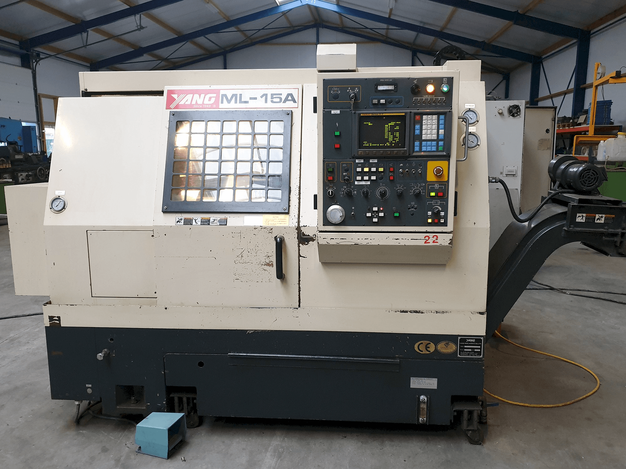 Prikaz stroja Yang ML-15A sprijeda