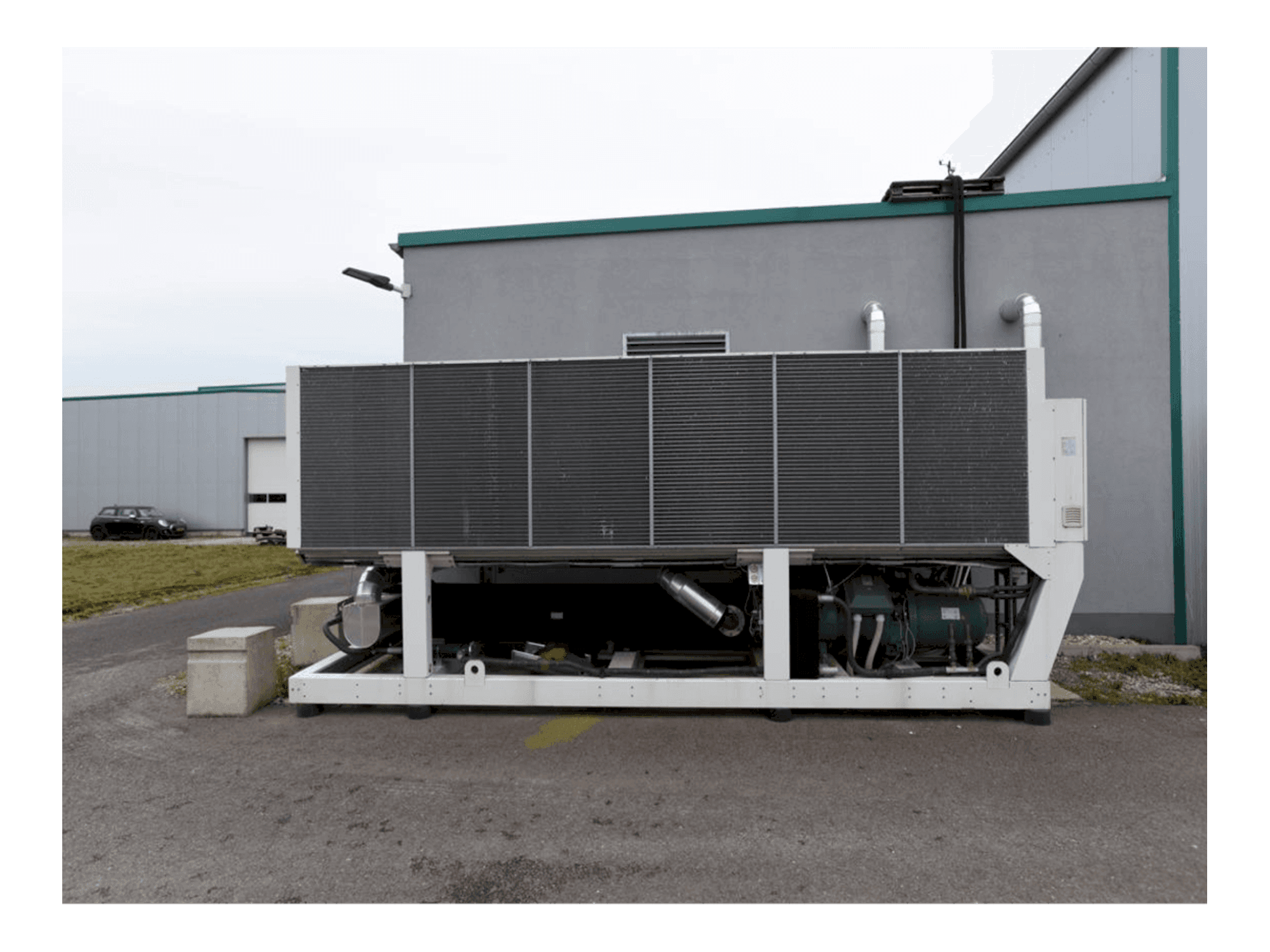 Prikaz stroja Mitsubishi Electric Glider Evo CLA 660 sprijeda