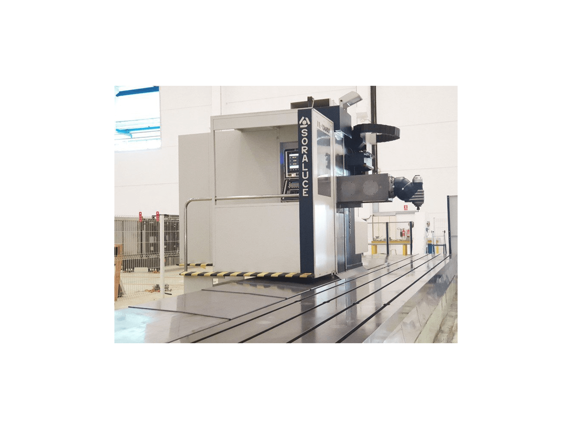 Prikaz stroja Soraluce FL-13000 sprijeda