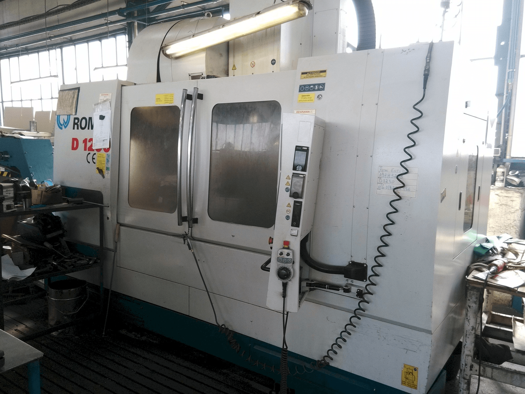 Prikaz stroja Romi D 1250 sprijeda