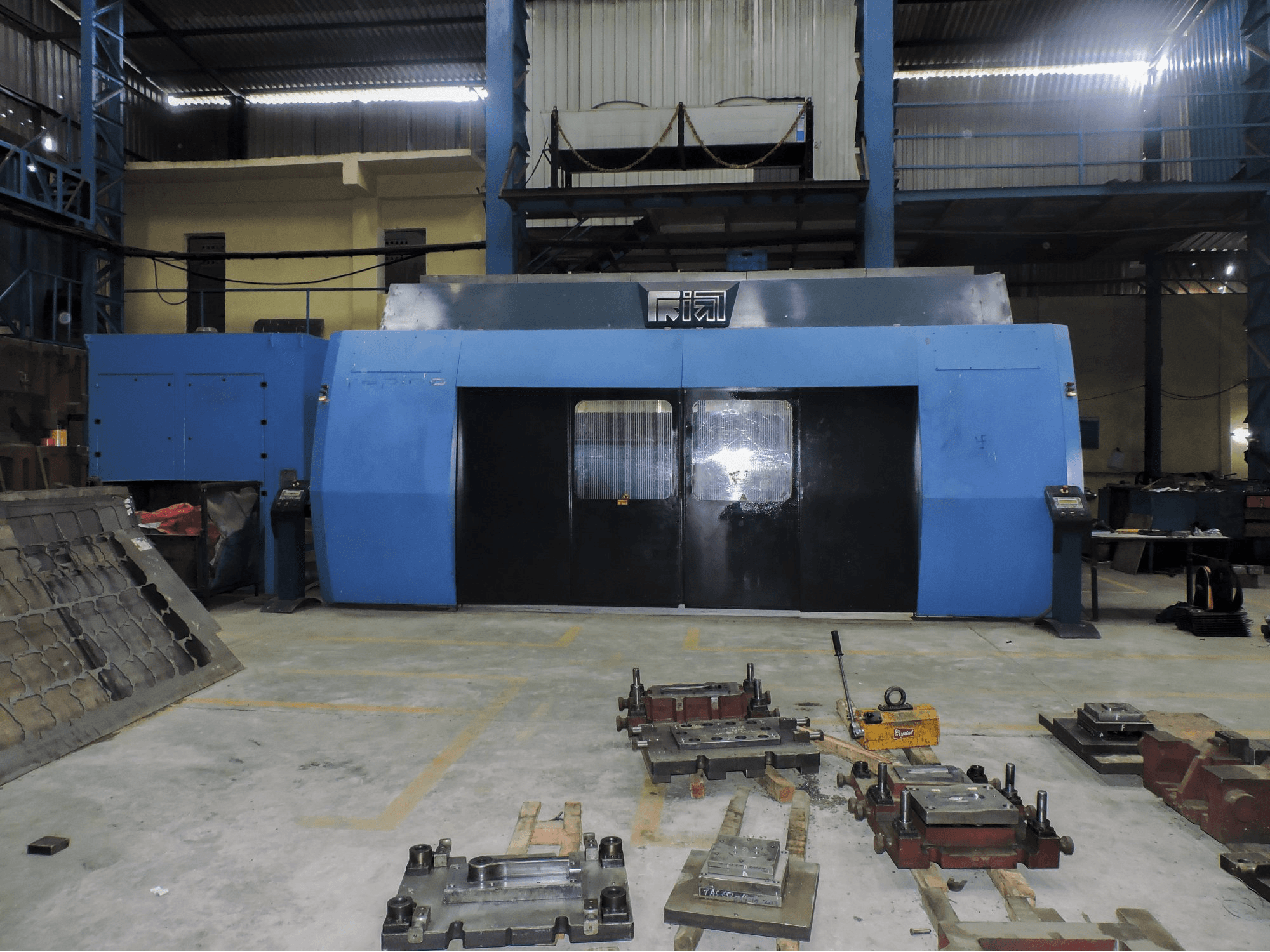 Prikaz stroja Prima Power RAPIDO sprijeda