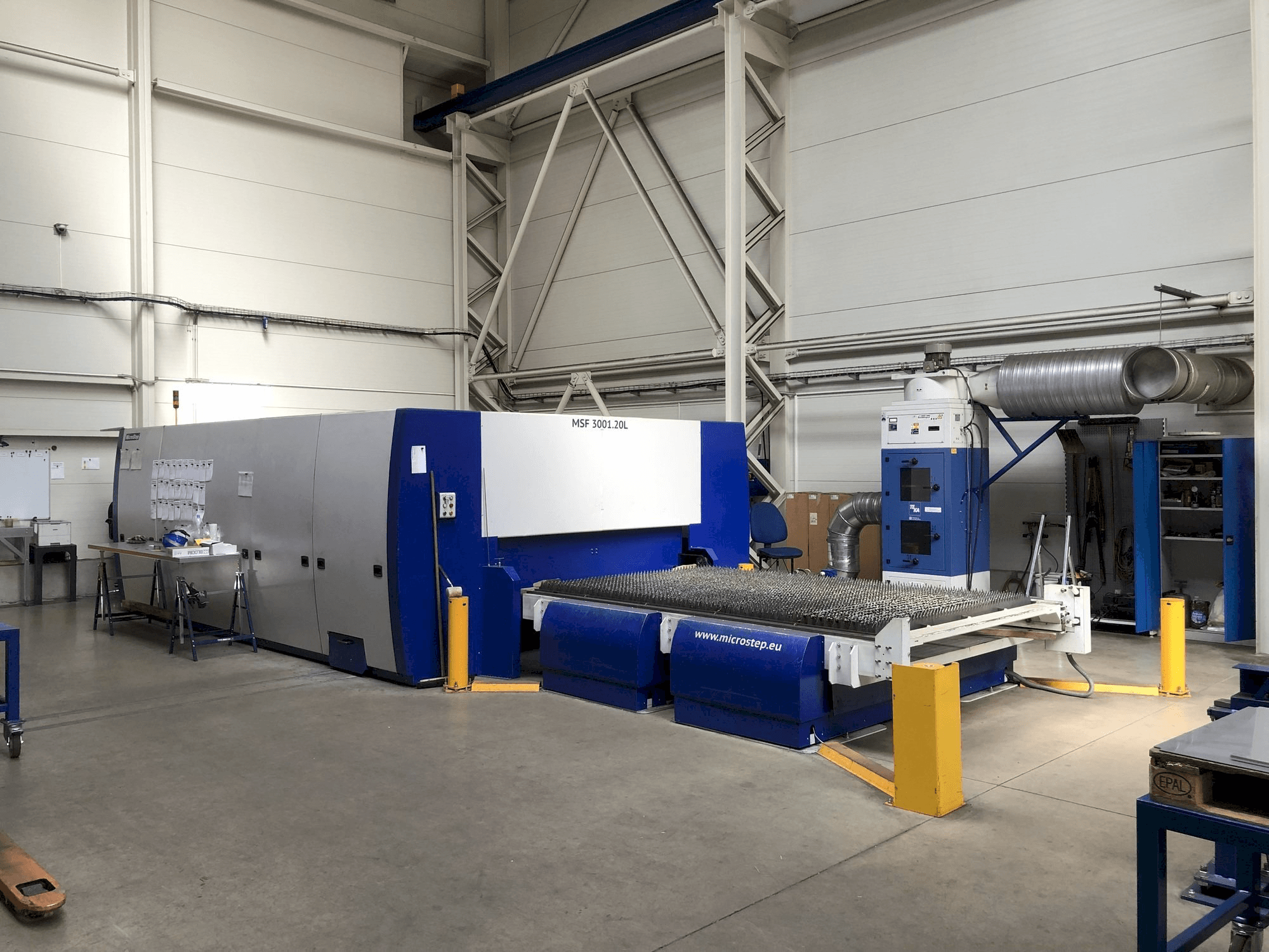 Prikaz lijeve strane stroja MicroStep MSF 3001.20L