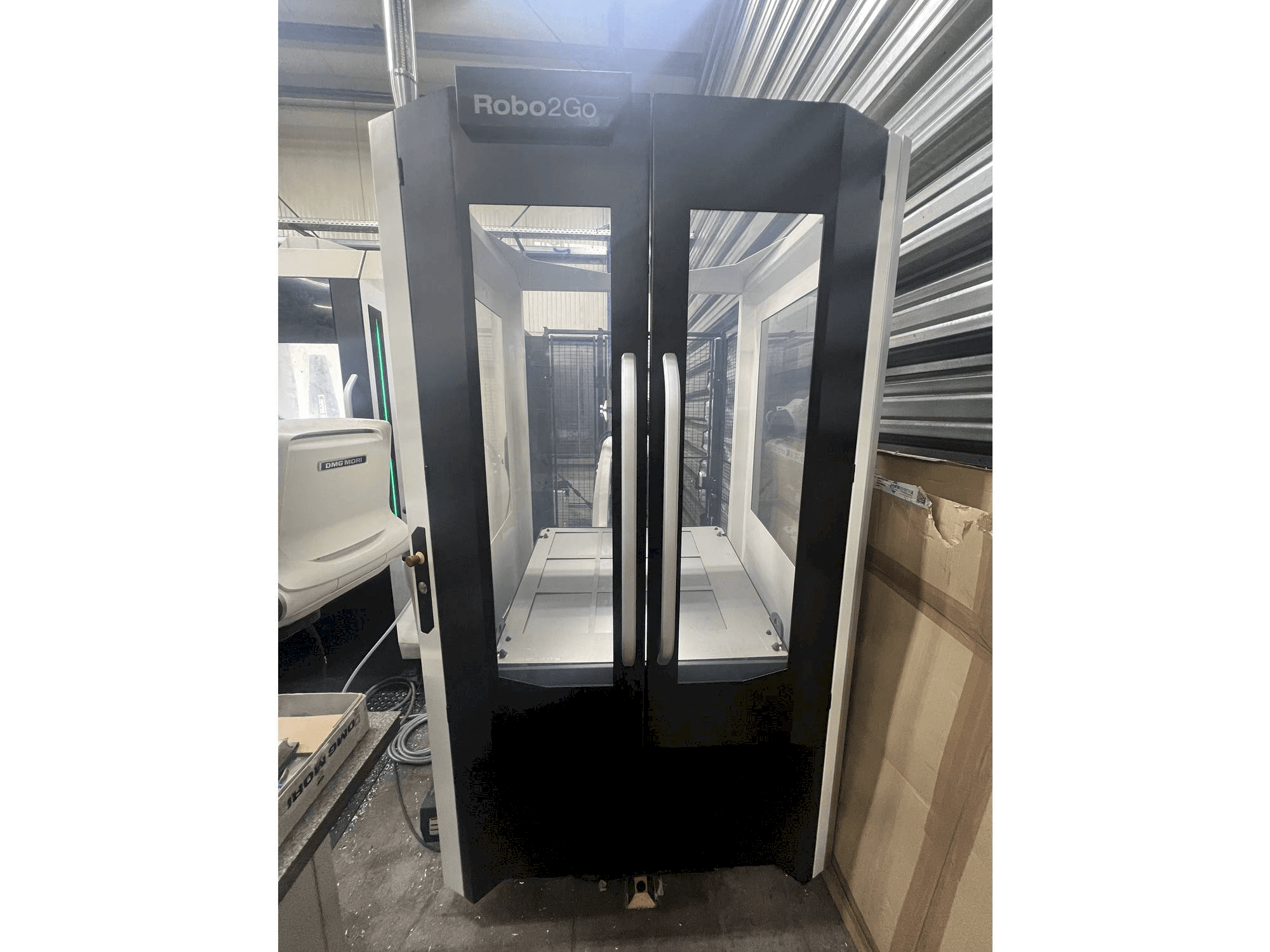 Prikaz stroja DMG Robo2Go sprijeda