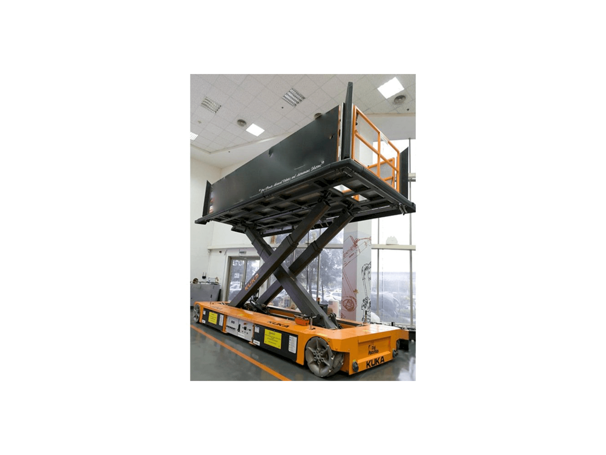 Prikaz stroja KUKA KoM TL-3 E575 1000 sprijeda