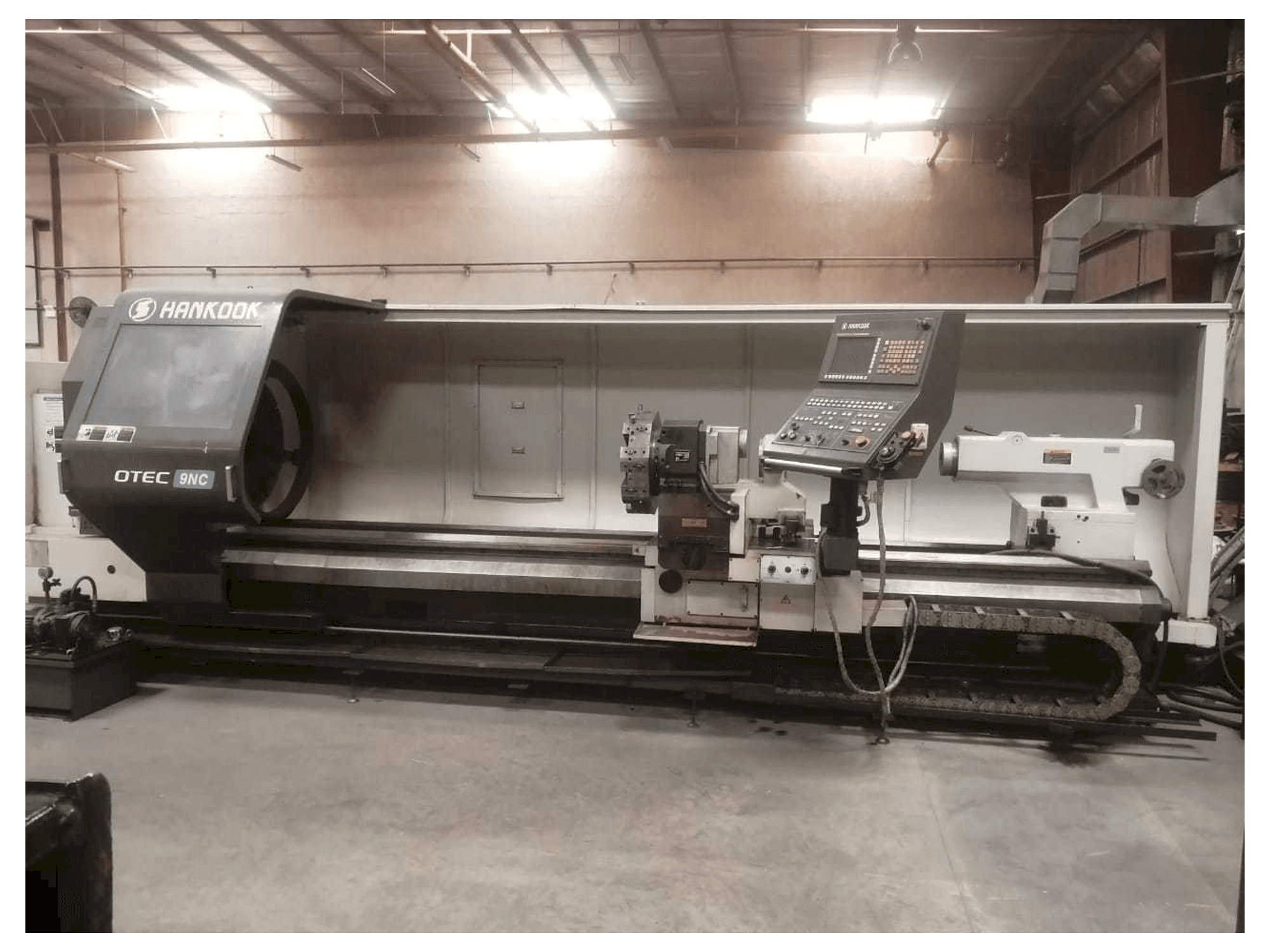 Prikaz stroja HANKOOK PROTEC-9NC sprijeda