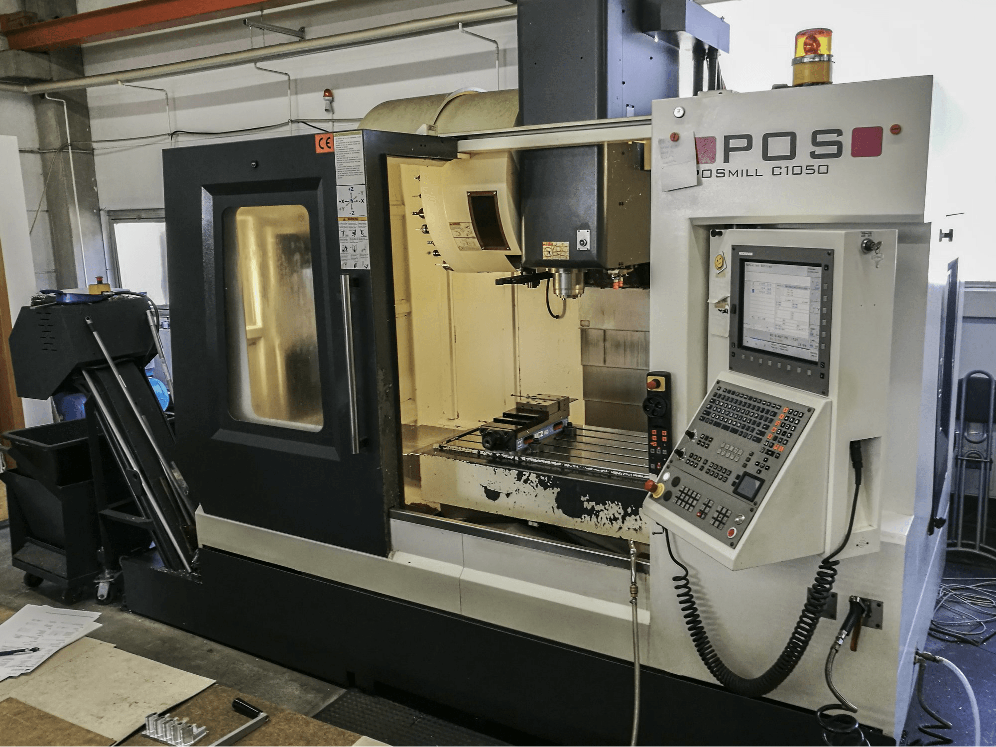Prikaz stroja POS POSmill C1050 zdesna