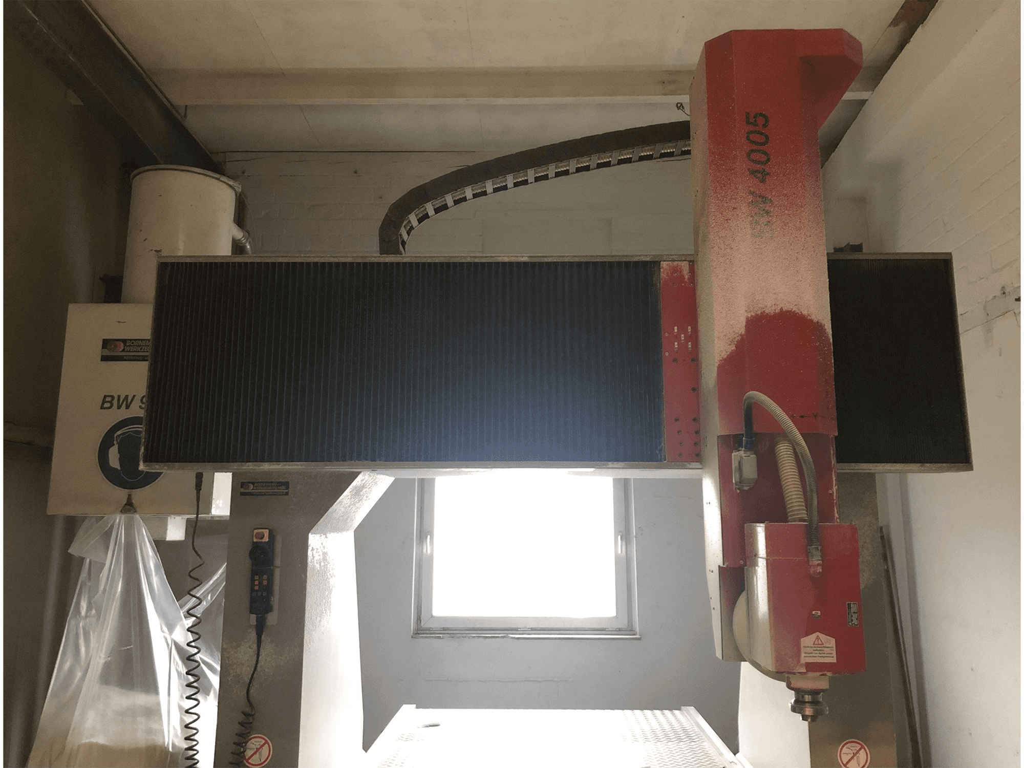 Prikaz stroja BORNEMANN BW 4005 sprijeda