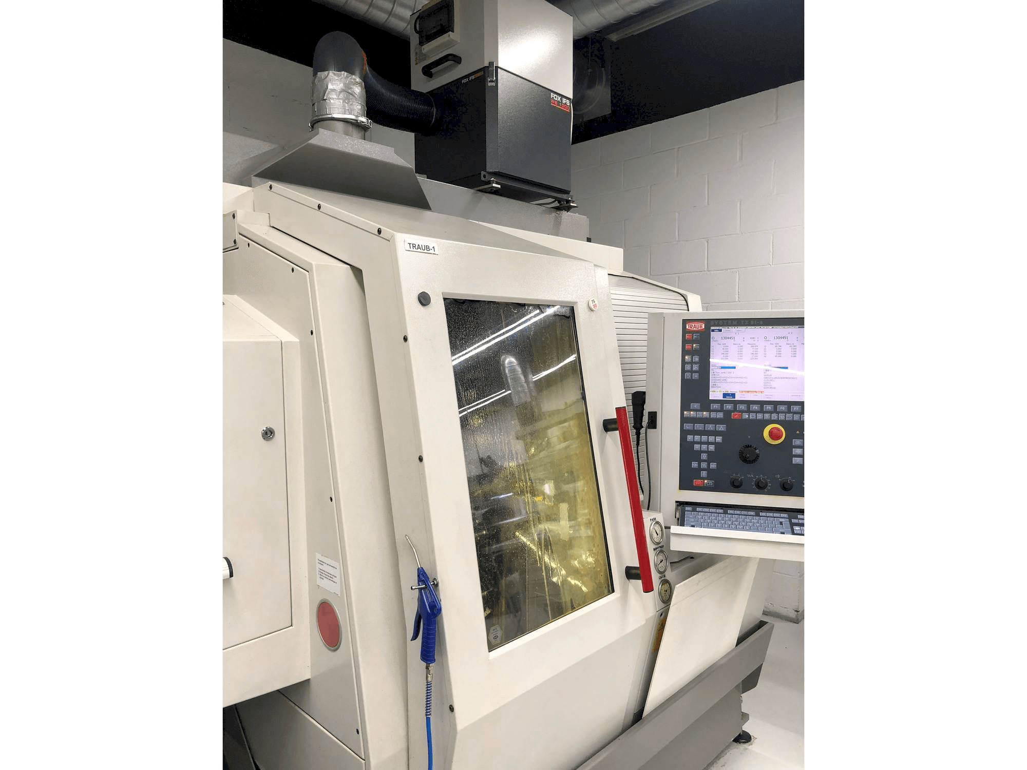 Prikaz stroja TRAUB TNL 18 sprijeda