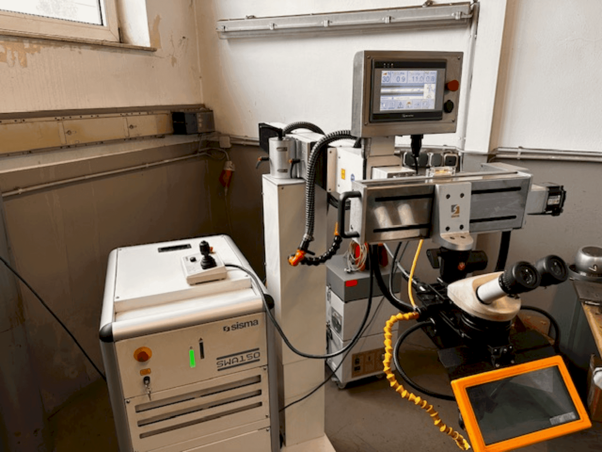 Prikaz stroja Sisma SWA 150 sprijeda