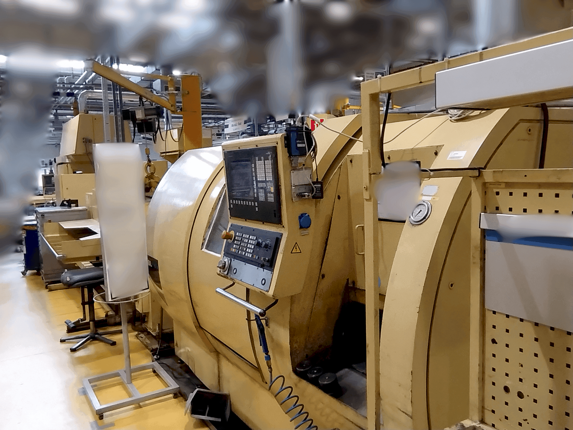 Prikaz stroja TRENS SBL 500 CNC sprijeda