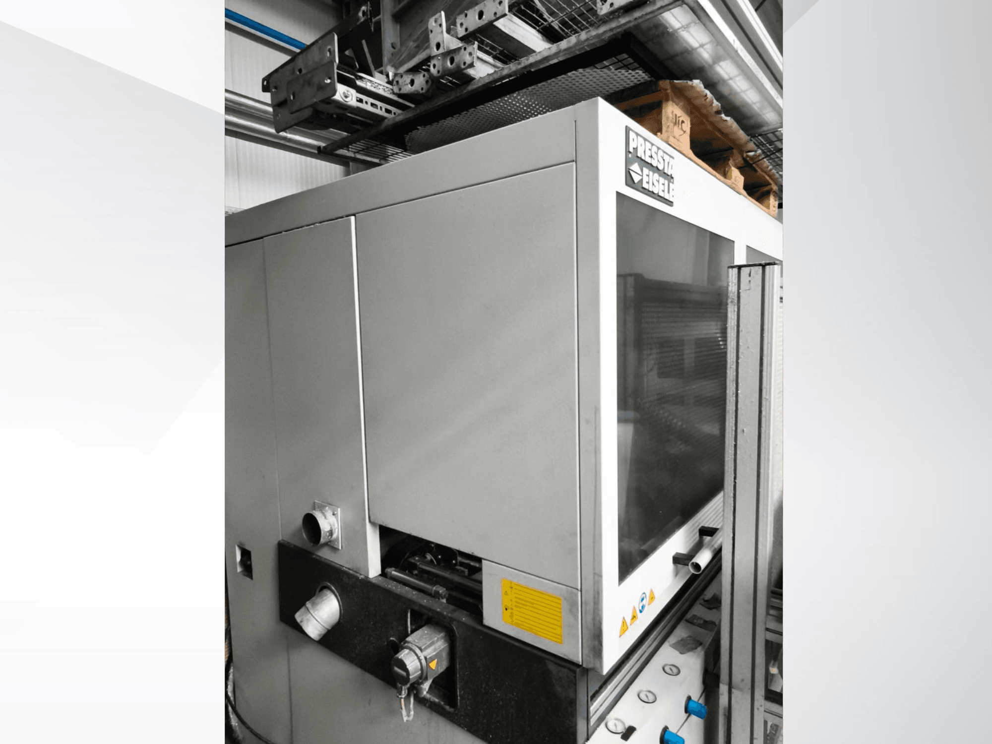 Kružna pila za metal PRESSTA EISELE Profilma 400 V, bočni pogled s istaknutom upravljačkom pločom i mehaničkim detaljima.