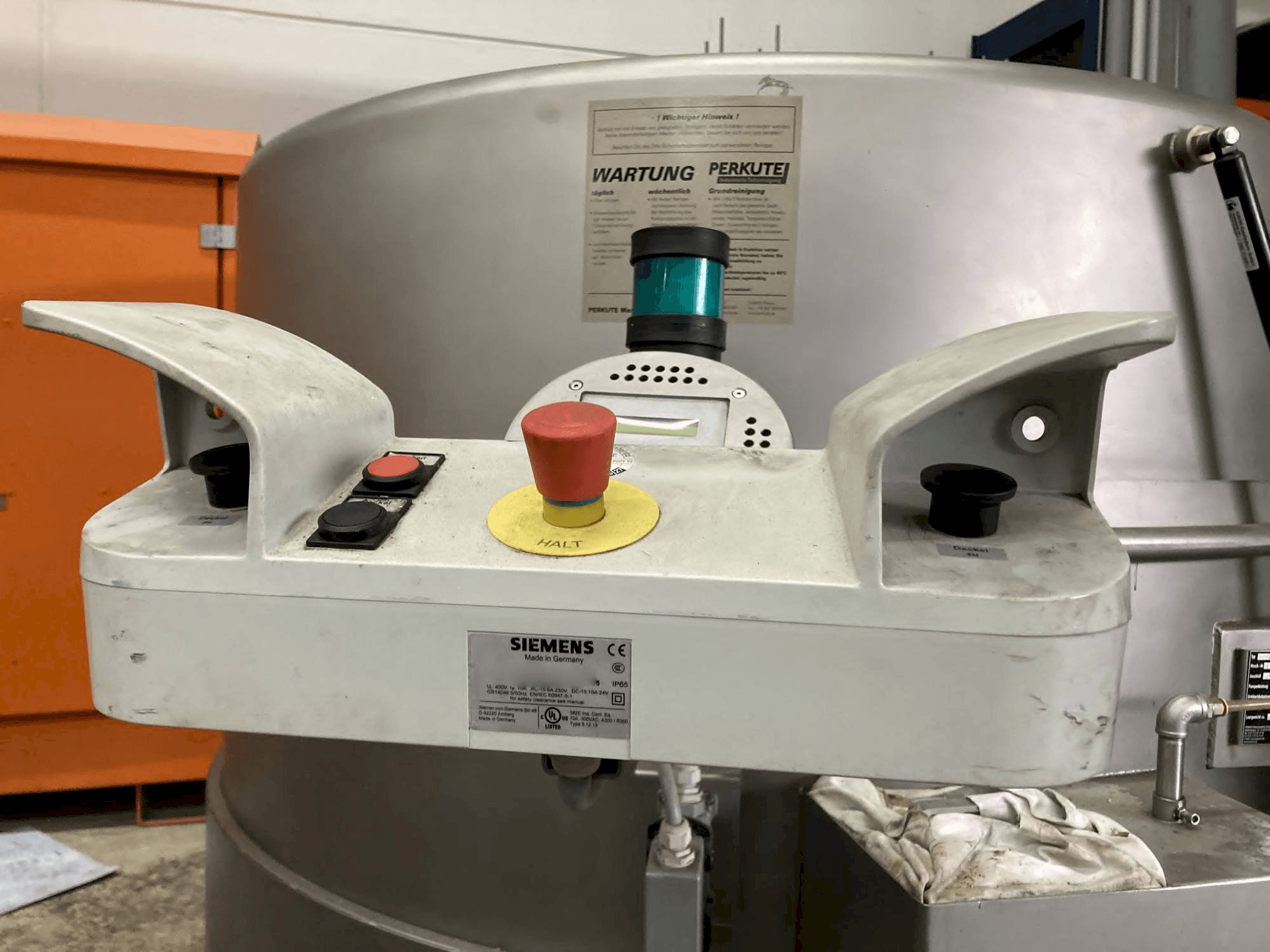 Prikaz stroja PERKUTE SP 160 slijeva