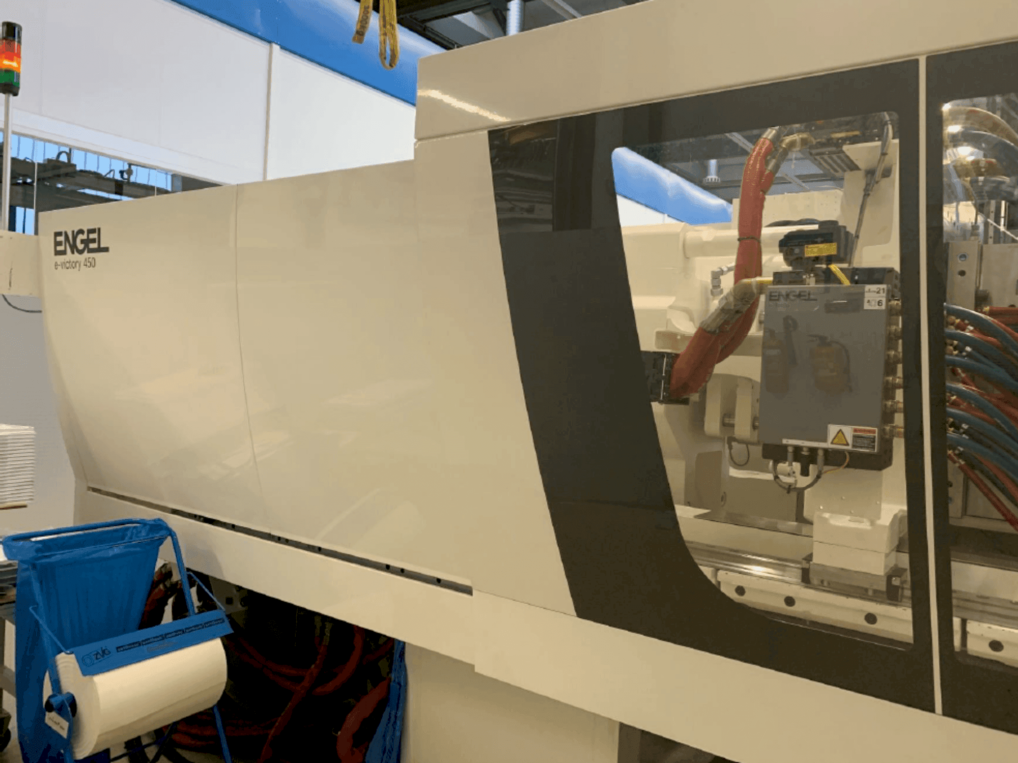 Prikaz stroja Engel e-Victory 740/450 US sprijeda