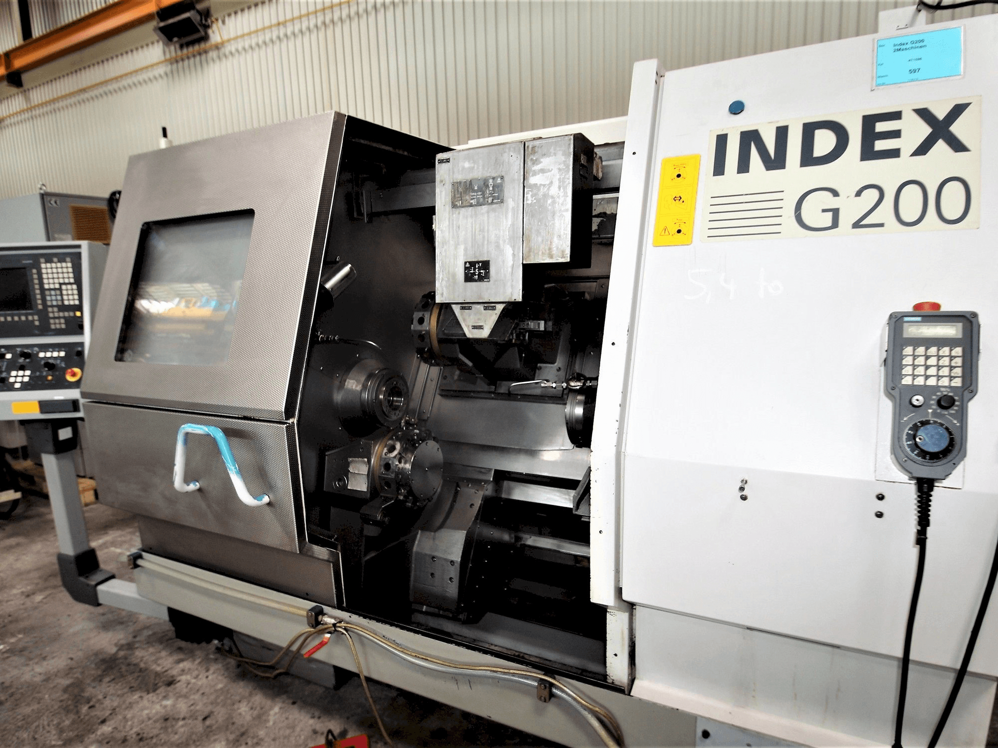 Prikaz stroja Index G200 sprijeda