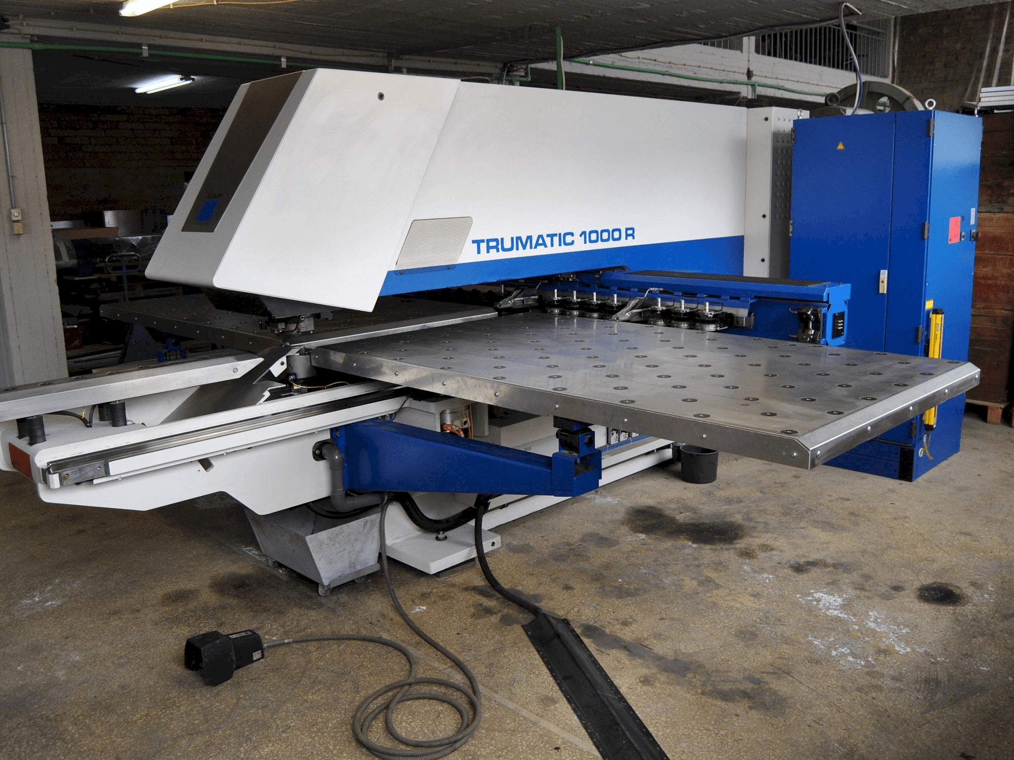 Prikaz stroja Trumpf Trumatic 1000 R sprijeda