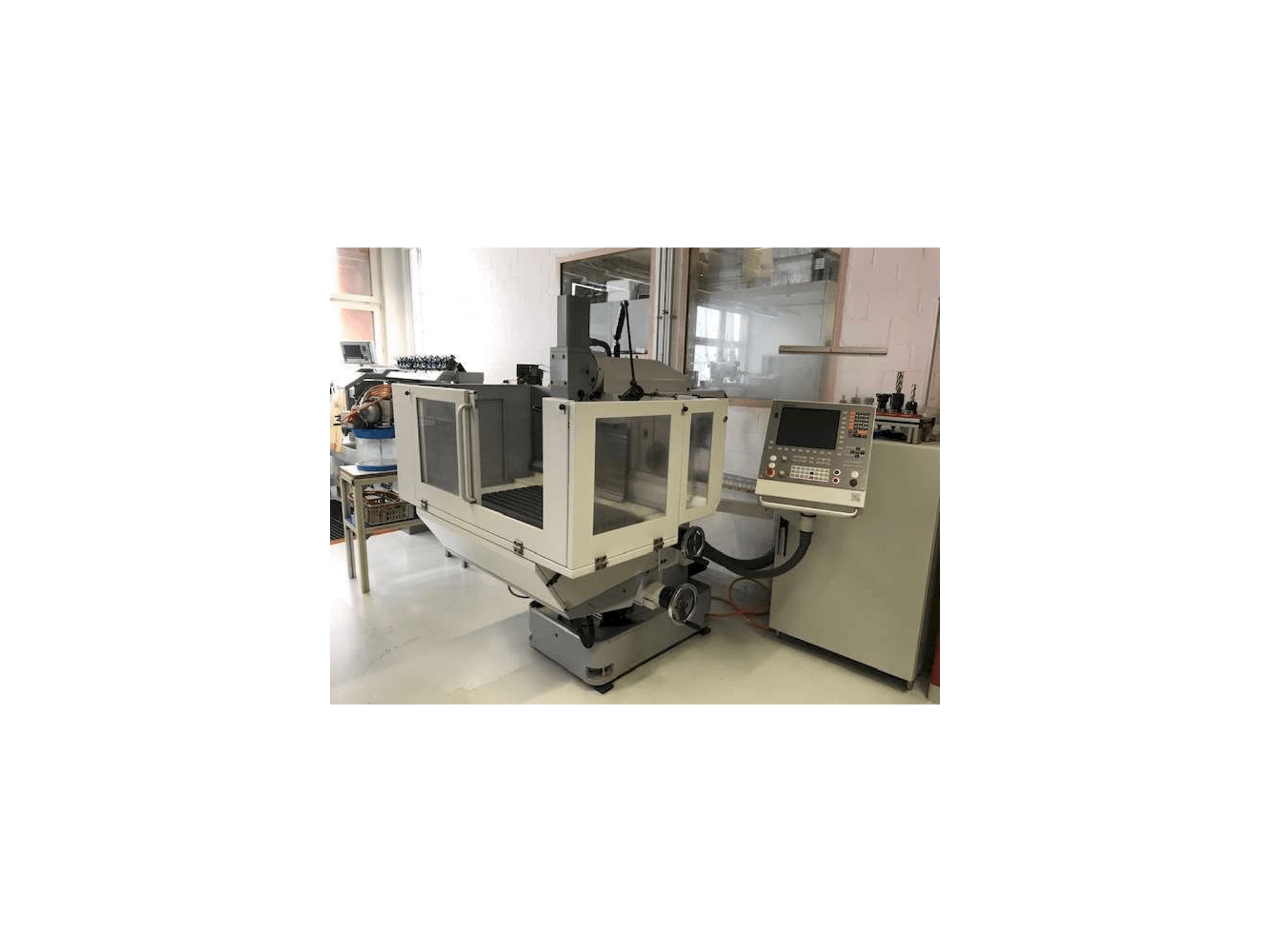 Prikaz stroja FPS 500 M-NC sprijeda