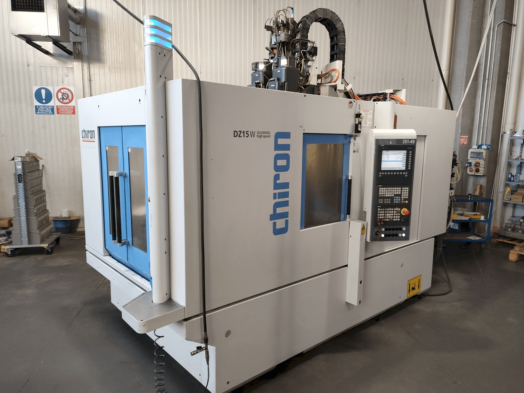 Prikaz stroja CHIRON DZ15W MAGNUM HS sprijeda