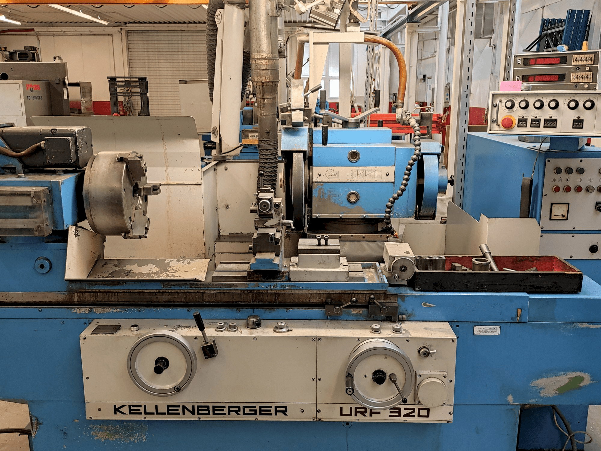 Prikaz stroja KELLENBERGER URF 320 sprijeda