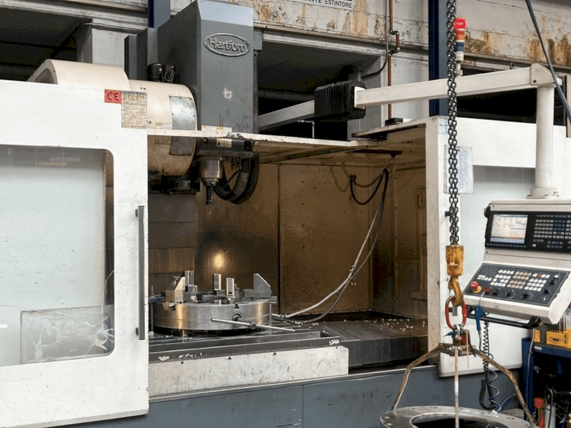 Prikaz stroja HARTFORD HCMC 18 sprijeda