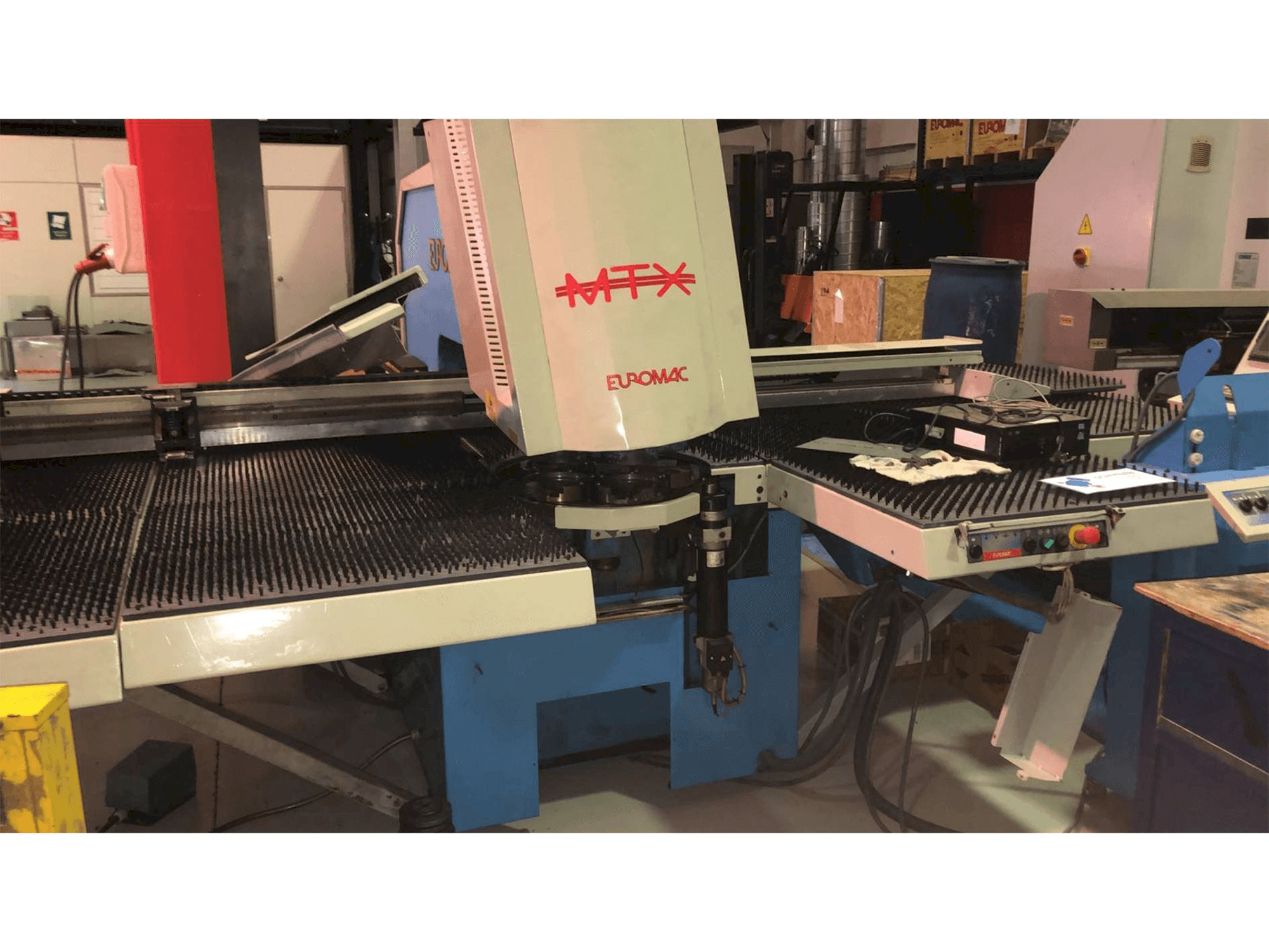 Prikaz stroja Euromac MTX 1250/30 - 2000 sprijeda