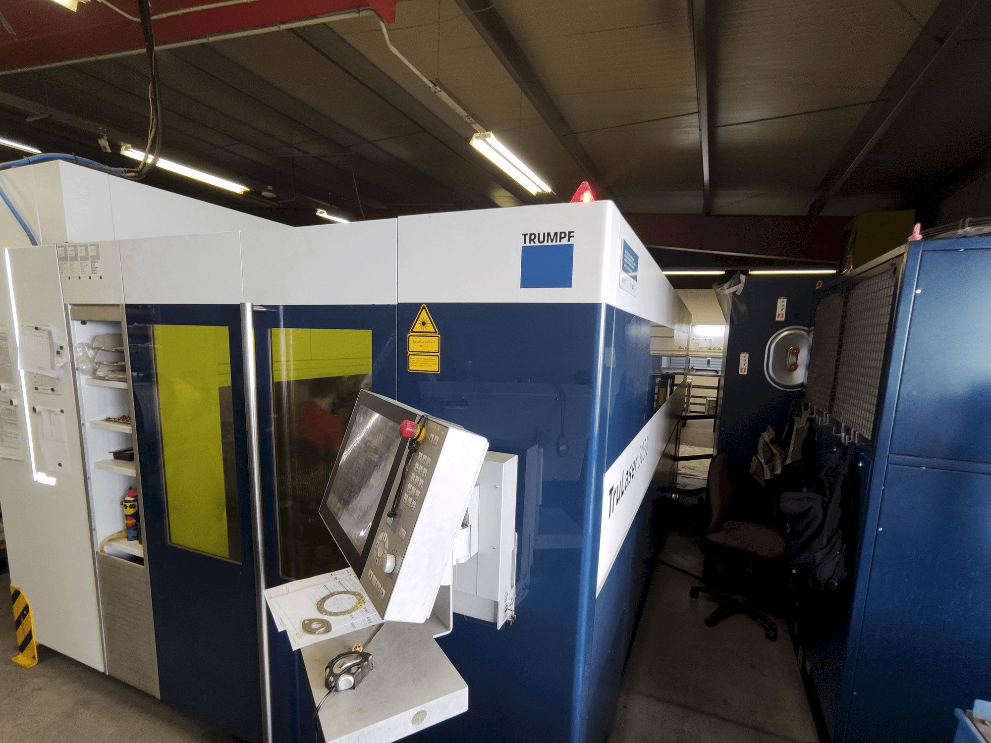 Prikaz stroja Trumpf TruLaser 3030 Fiber sprijeda