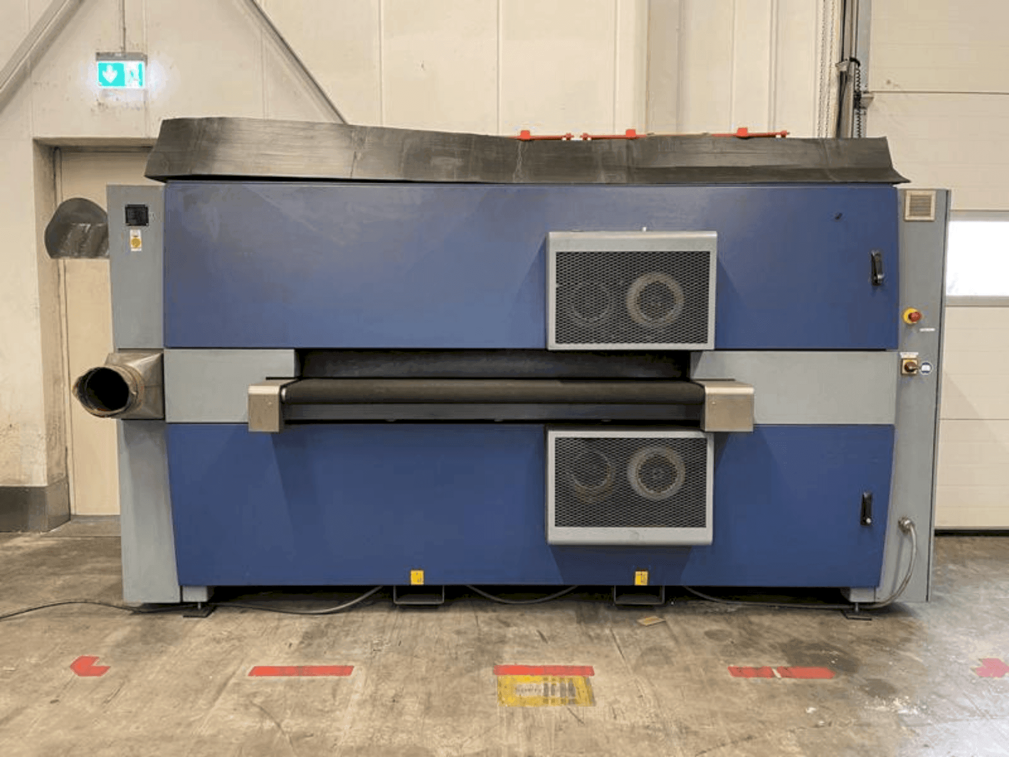 Prikaz stroja LISSMAC SBM-M 1500 B2 sprijeda