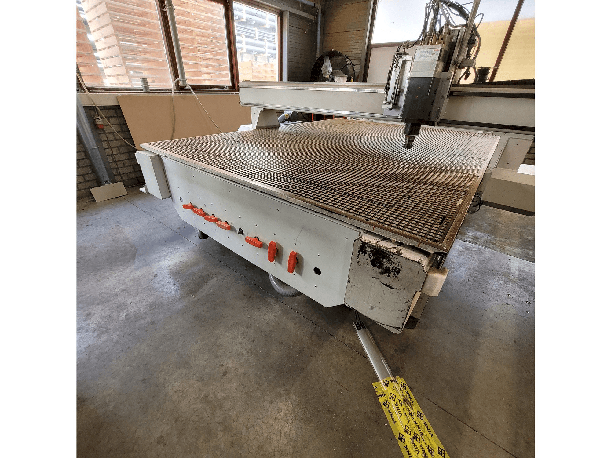 Prikaz stroja FLEXICAM Pro 2030 sprijeda