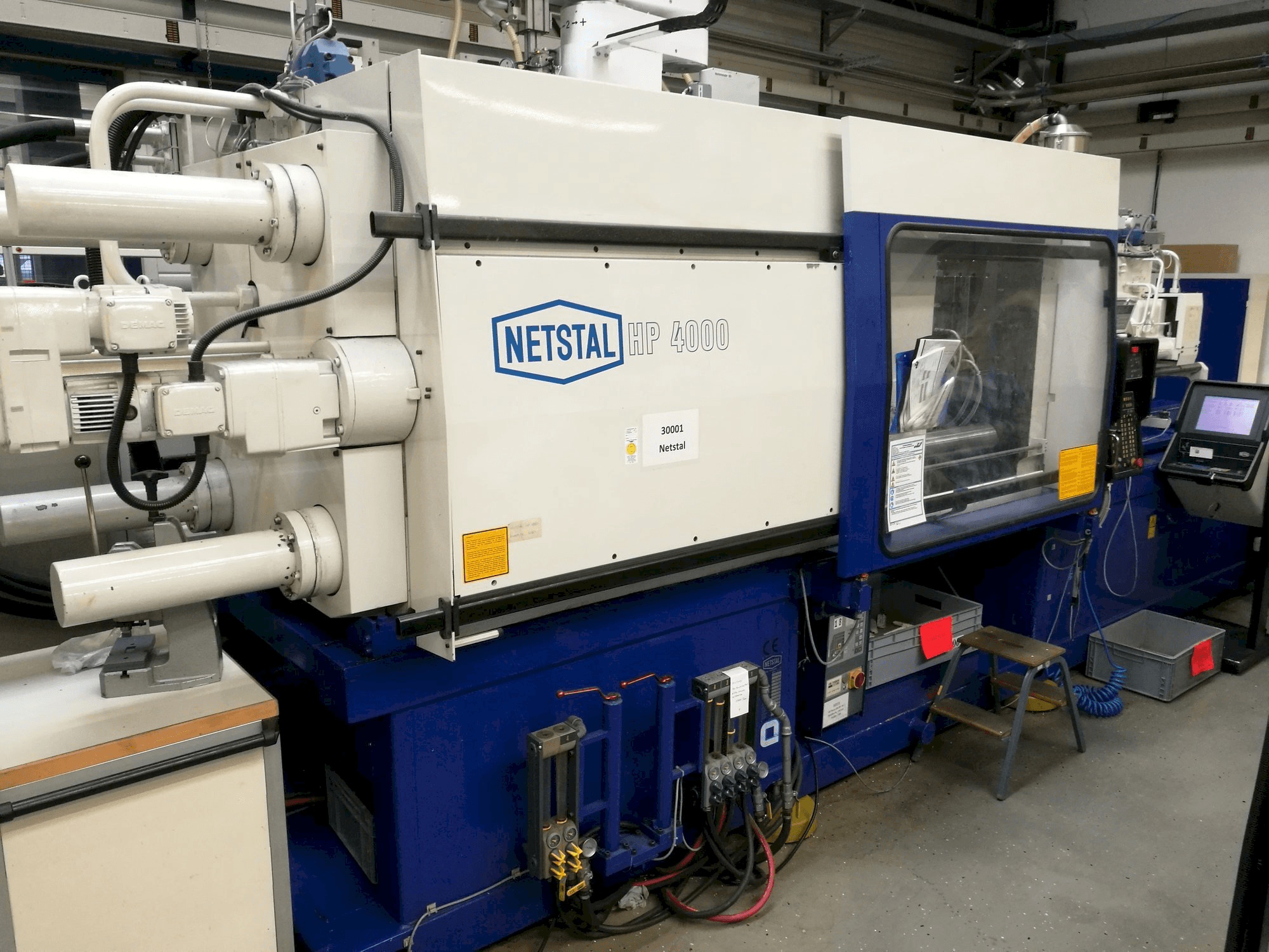 Prikaz stroja Netstal HP4000/445-445 sprijeda