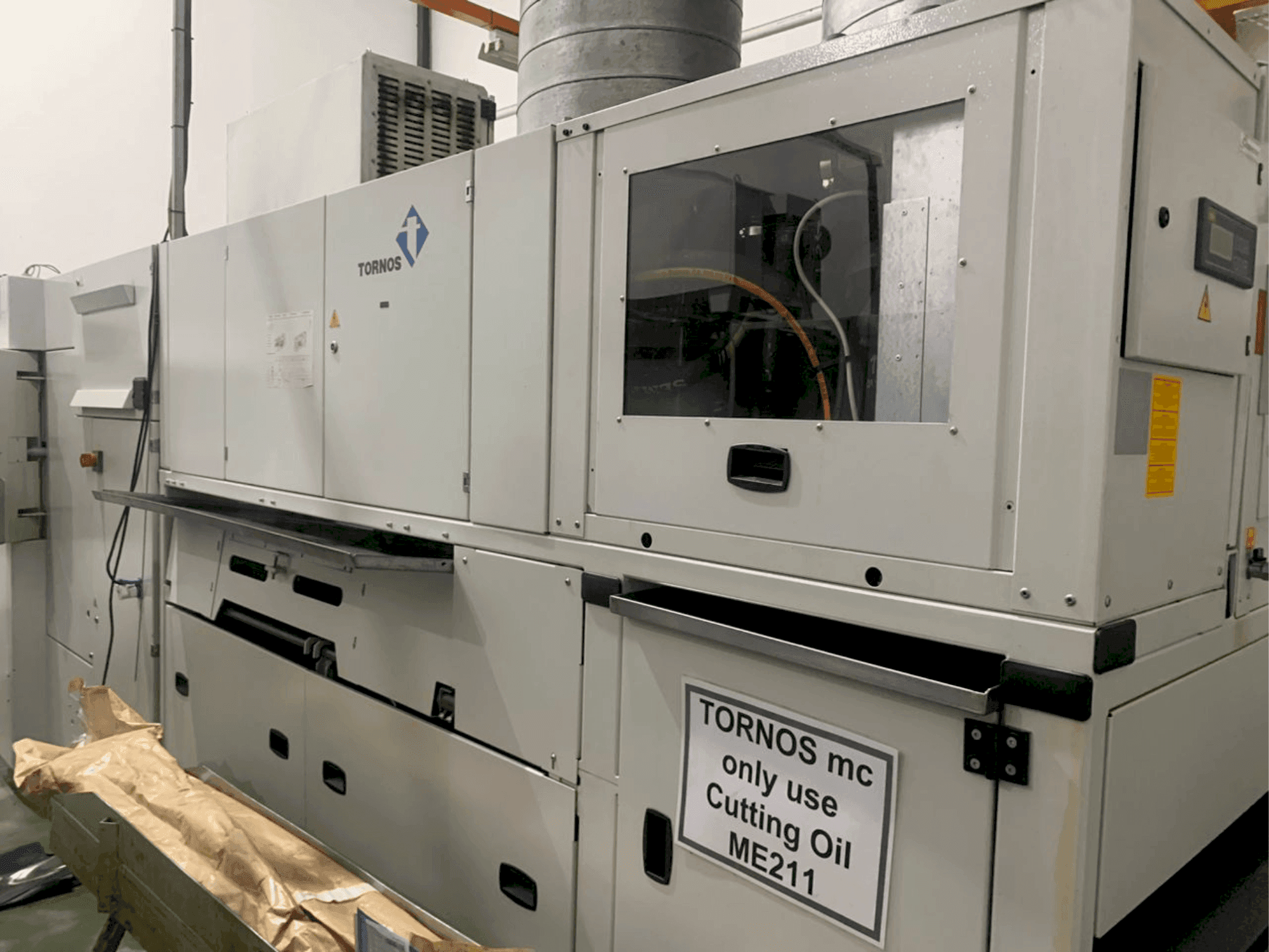 Prikaz stroja TORNOS MultiSWiss 6x14 sprijeda