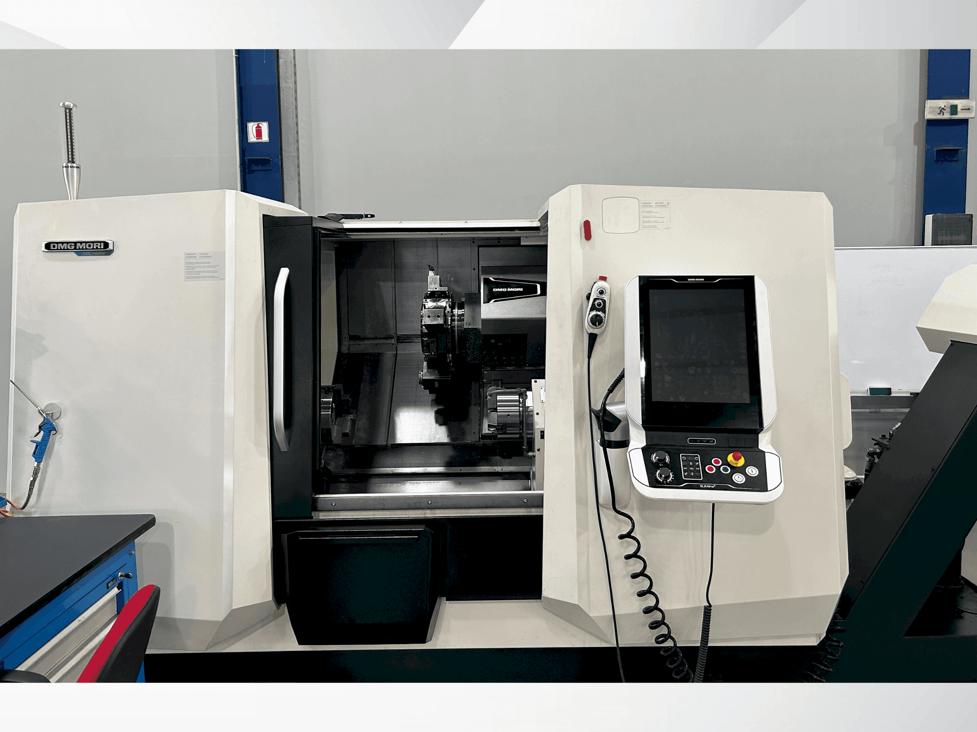 Prikaz stroja DMG MORI CLX 450 V6 sprijeda