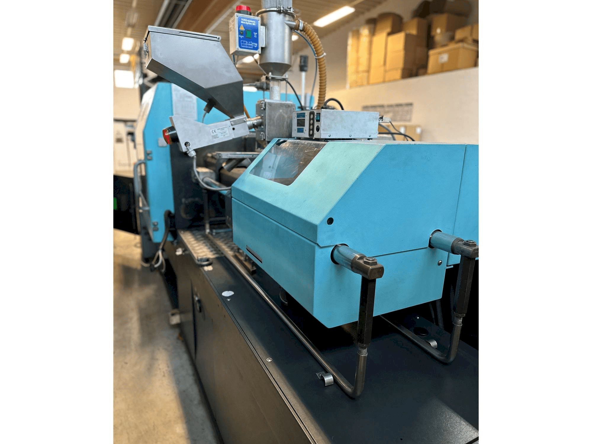 Prikaz stroja DEMAG Concept 80/370-120 sprijeda