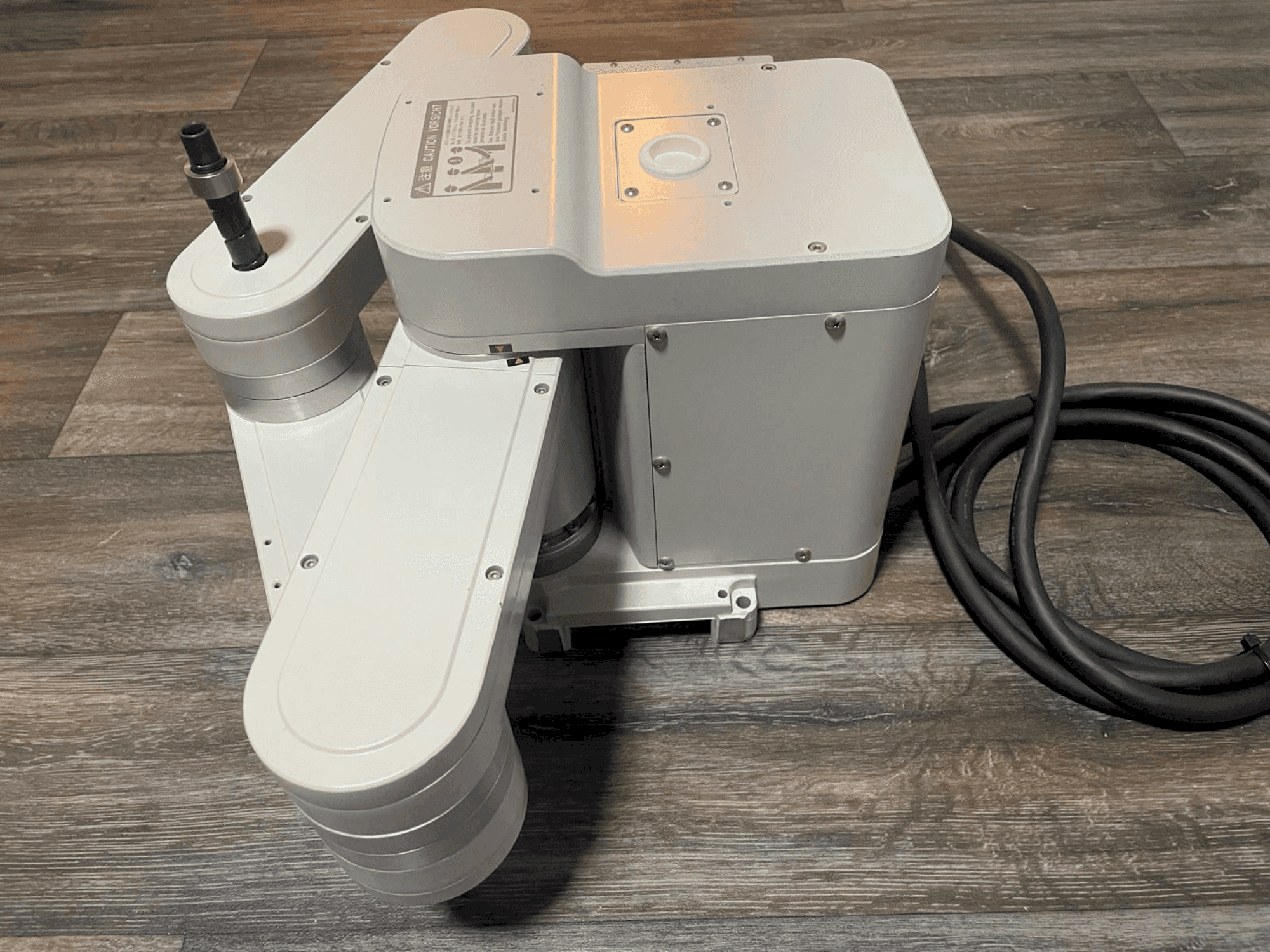 Prikaz stroja Mitsubishi Electric PR-5AH sprijeda