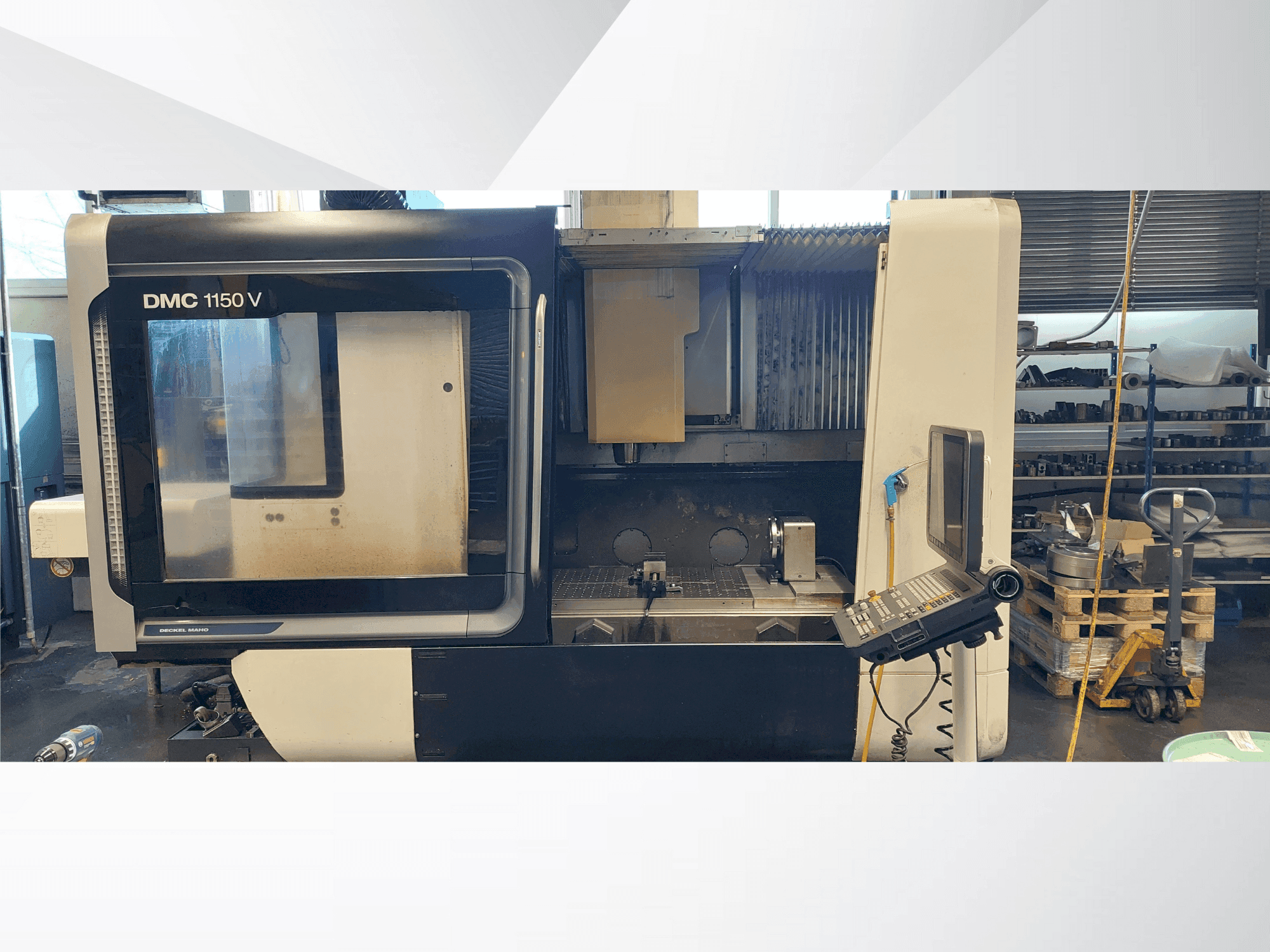 Prikaz stroja DMG MORI DMC 1150 sprijeda