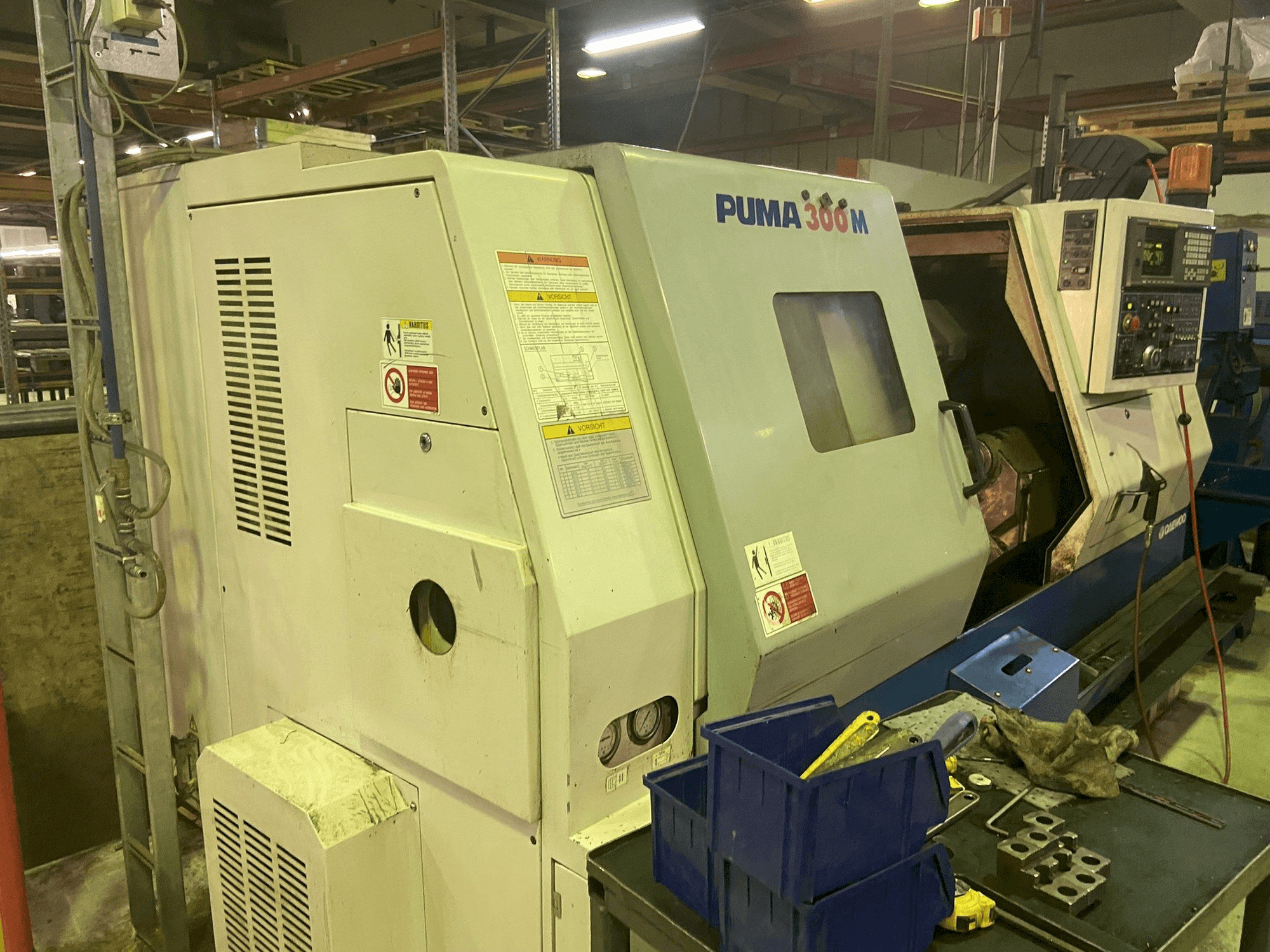 Prikaz stroja DAEWOO Puma 300 M sprijeda