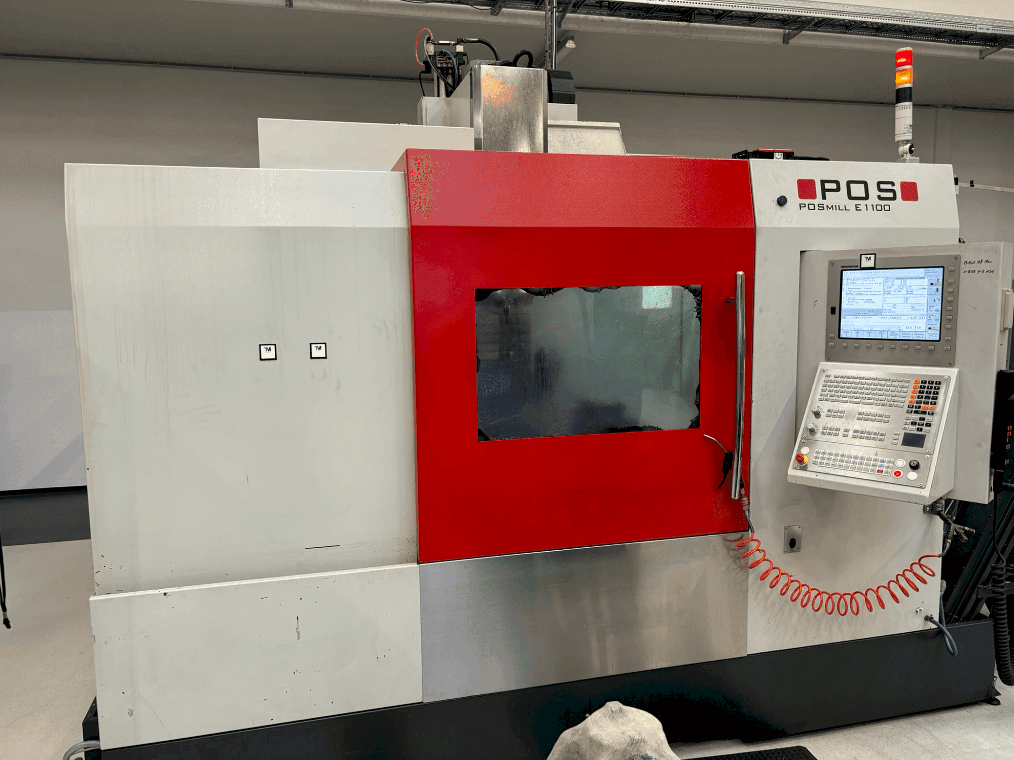 Prikaz stroja POSmill E 1100 sprijeda