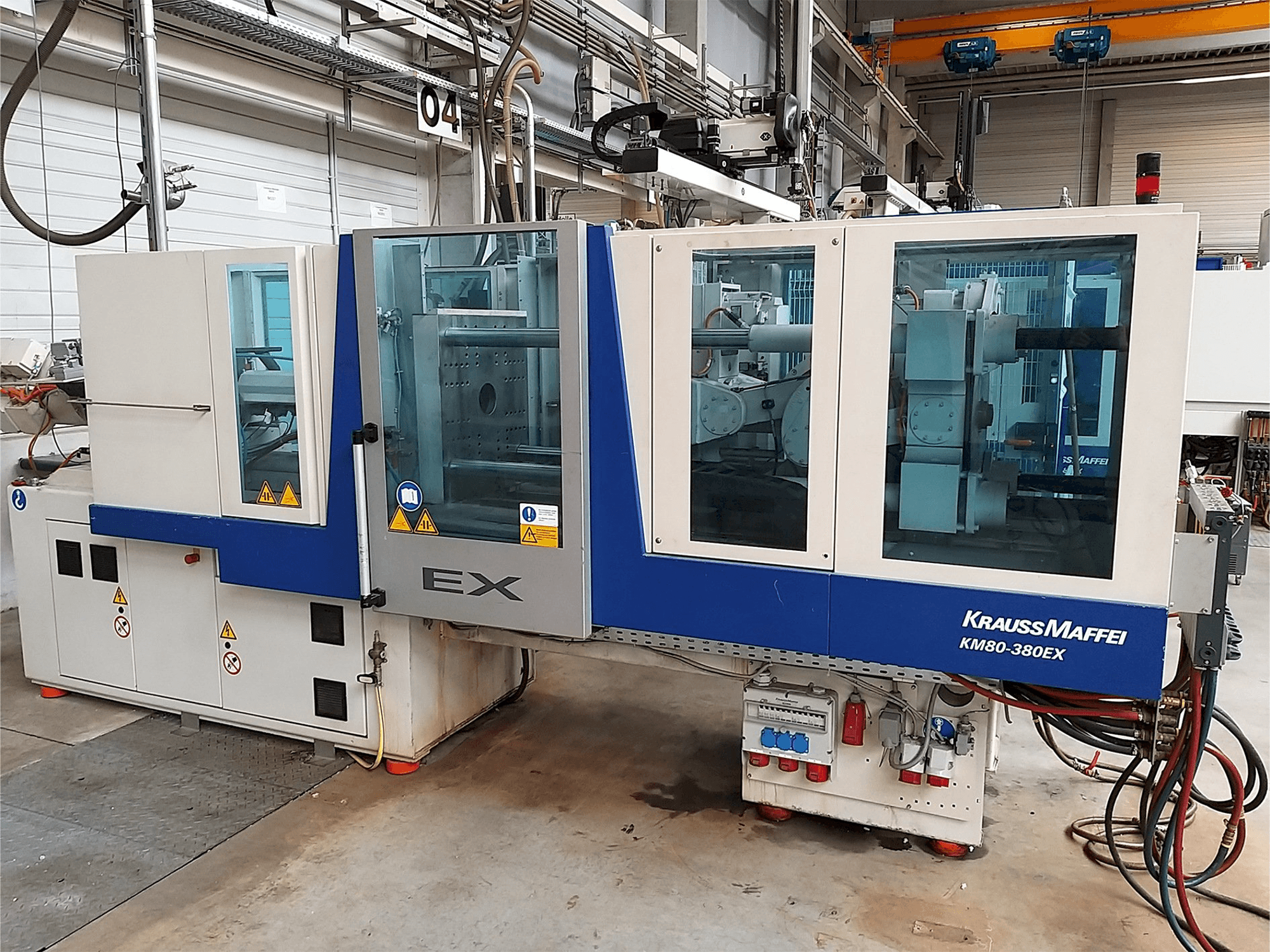 Prikaz stroja Krauss Maffei 80-380 Ex sprijeda