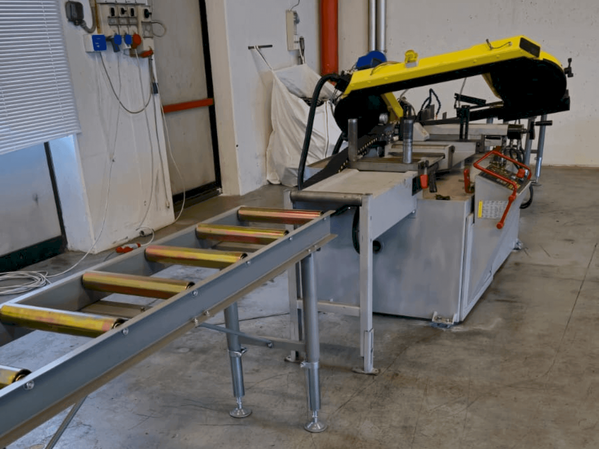 Prikaz stroja FMB JUPITER sprijeda