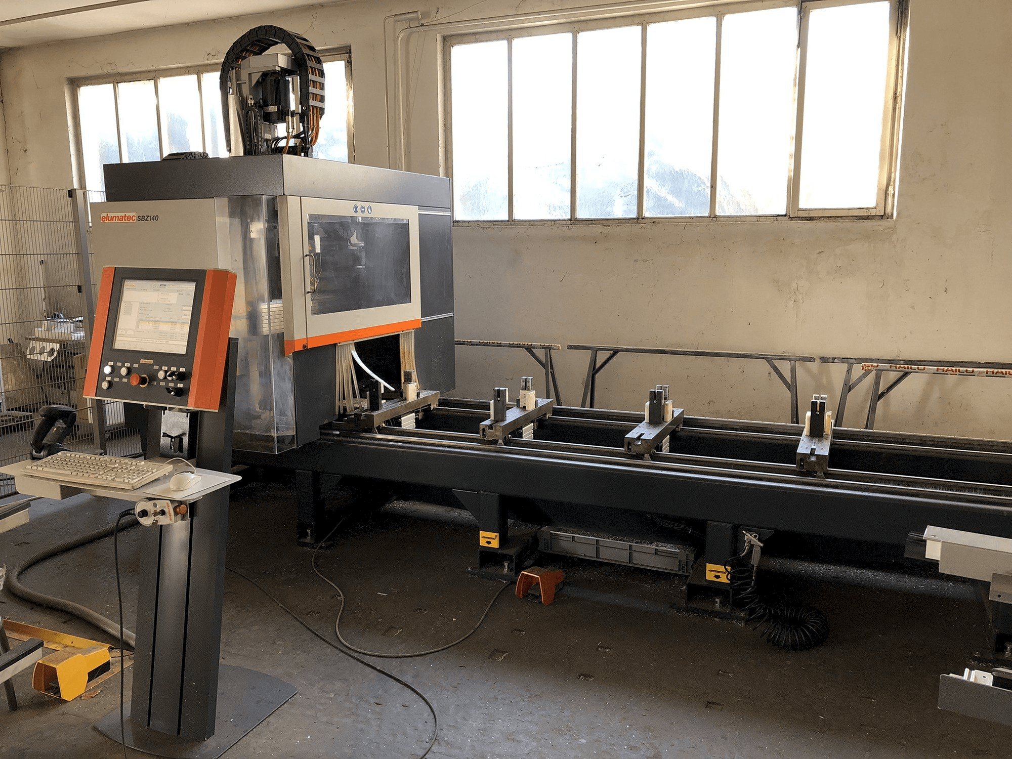 Prikaz stroja Elumatec SBZ 140/60 sprijeda