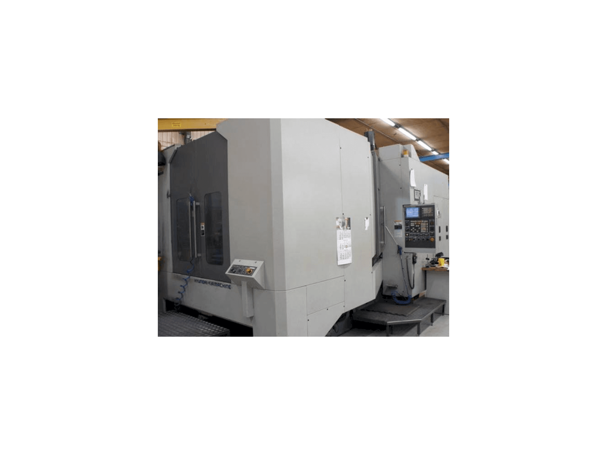 Prikaz stroja Hyundai HS 630/800 sprijeda