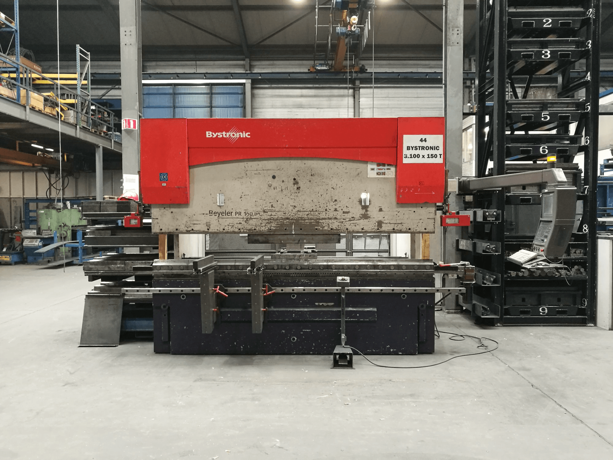 Prikaz stroja Bystronic PR 1500 X 3100 sprijeda