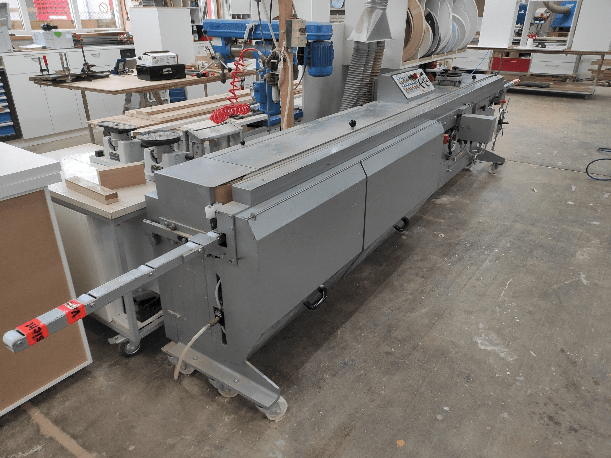 Prikaz stroja BMS Blaich model C sprijeda