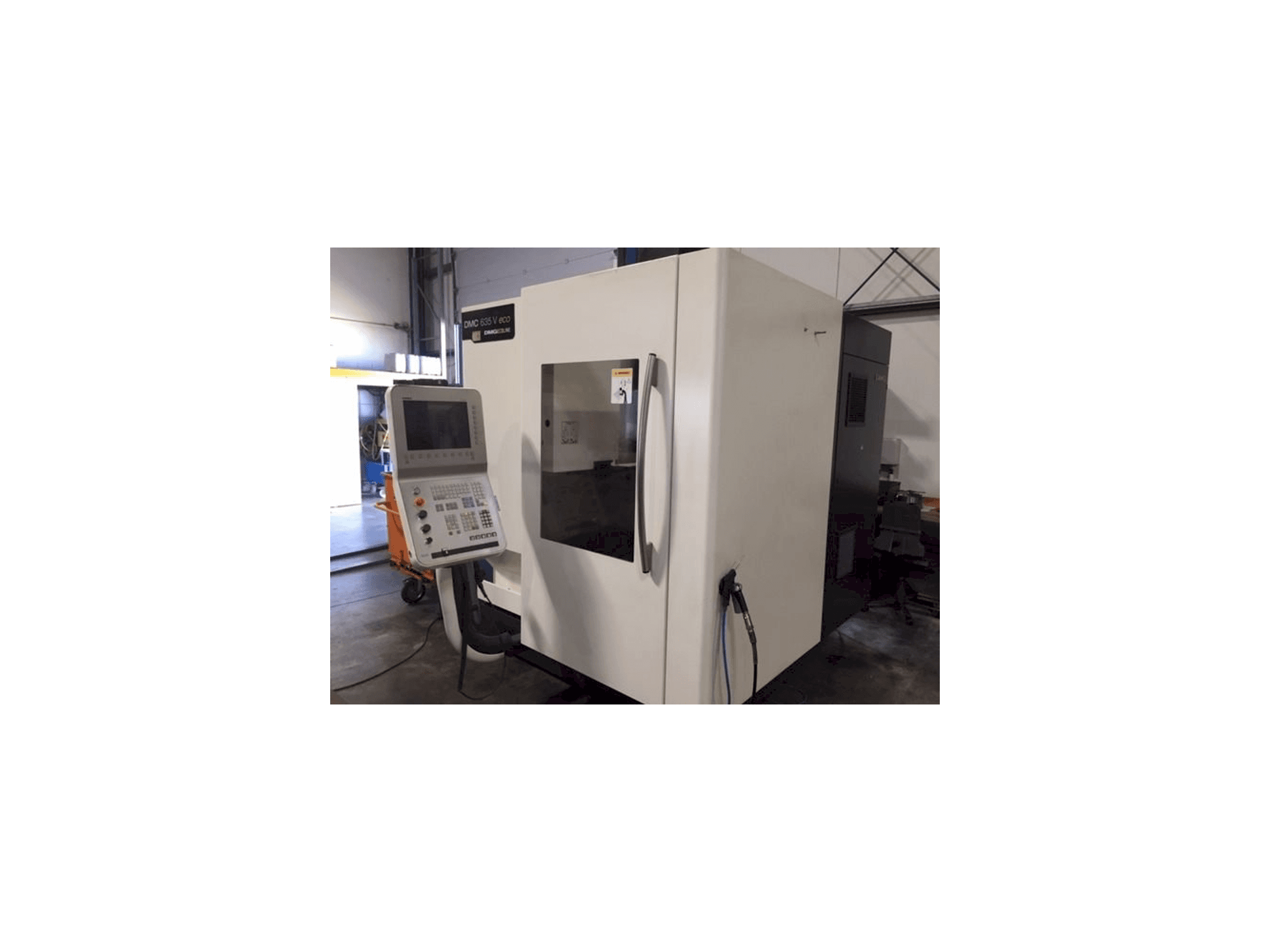 Prikaz stroja DECKEL MAHO DMC 635 eco sprijeda