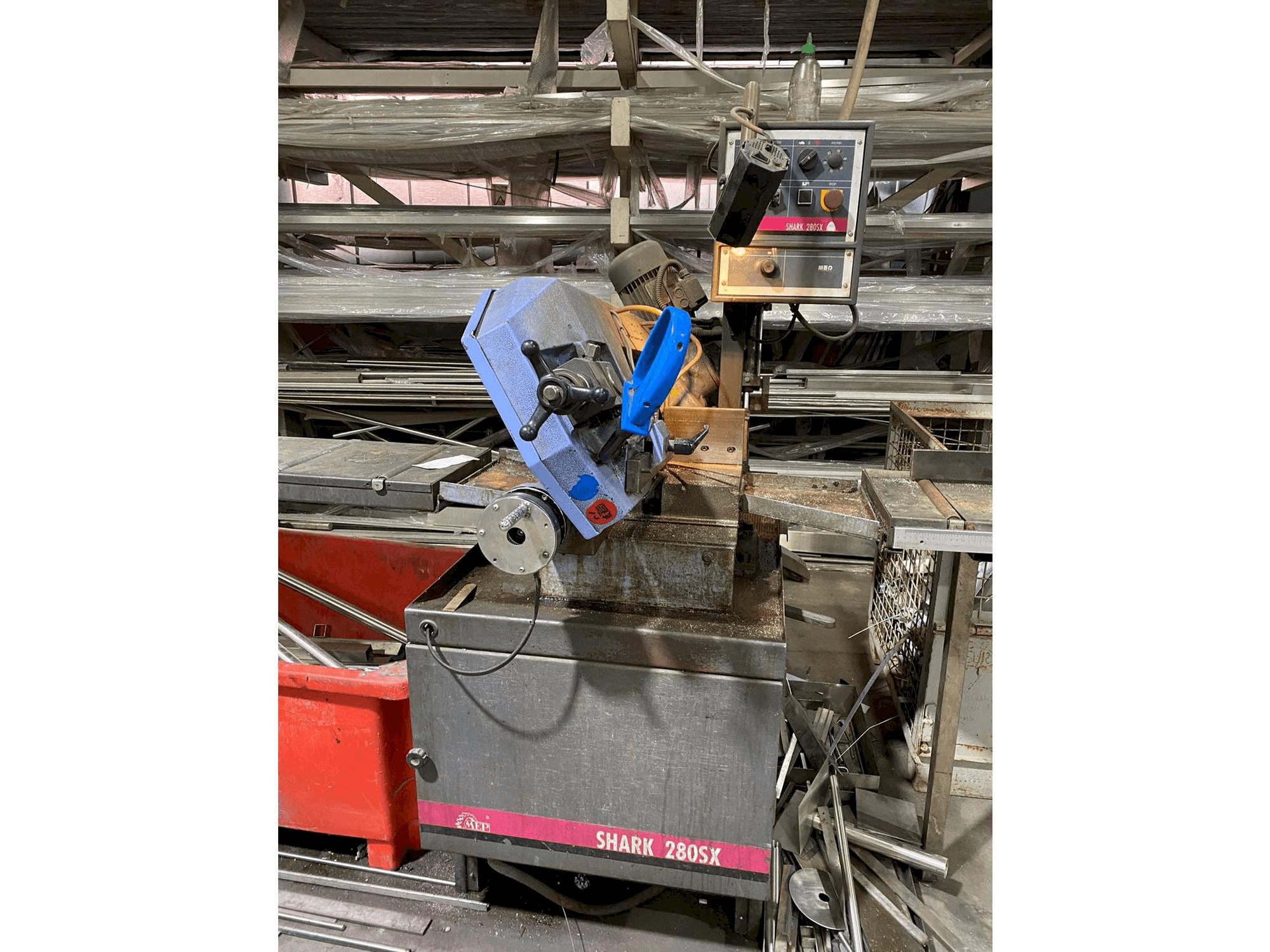 Prikaz stroja Nisshinbo MAP-750 sprijeda